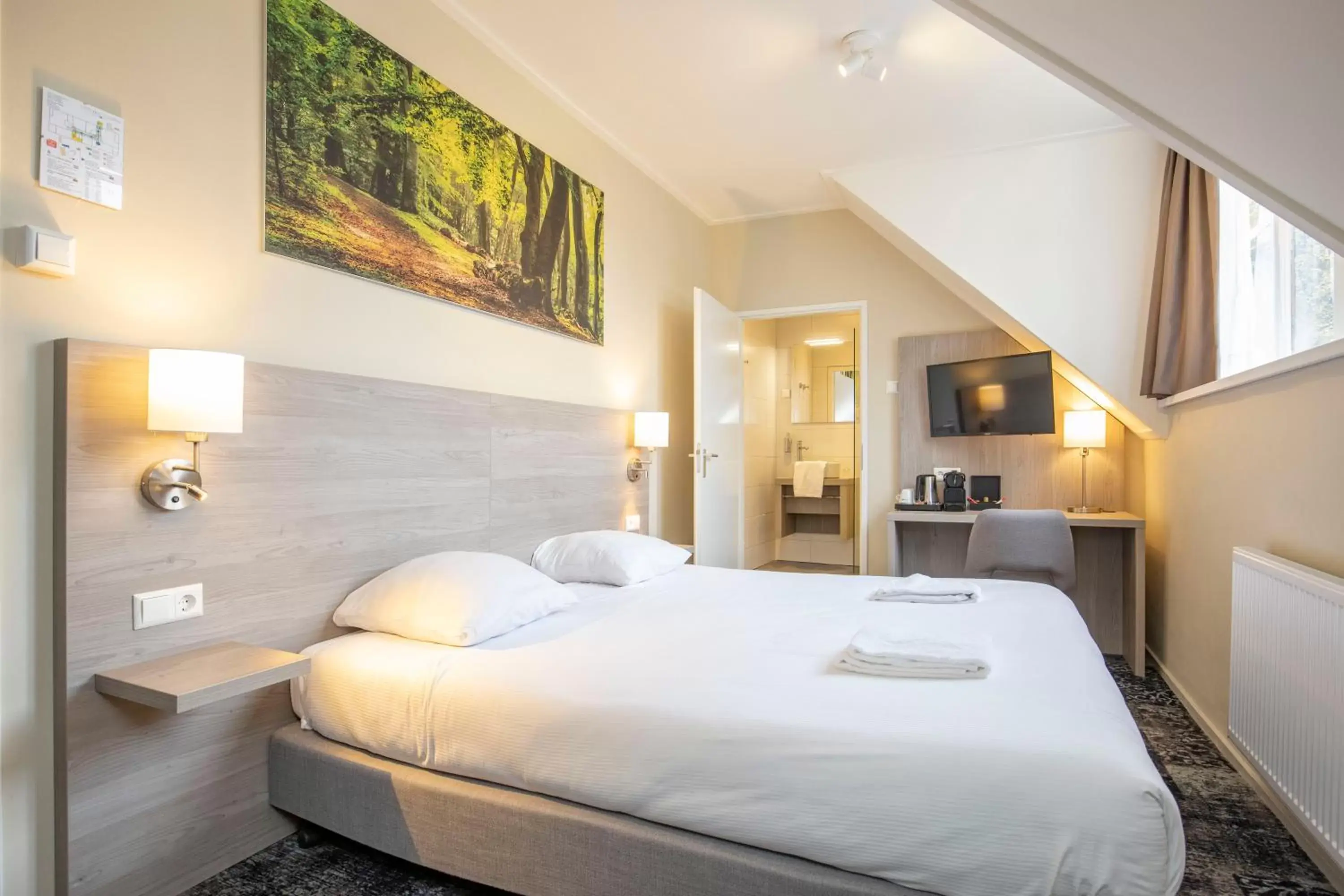 Bed in Fletcher Hotel Landgoed Huis te Eerbeek