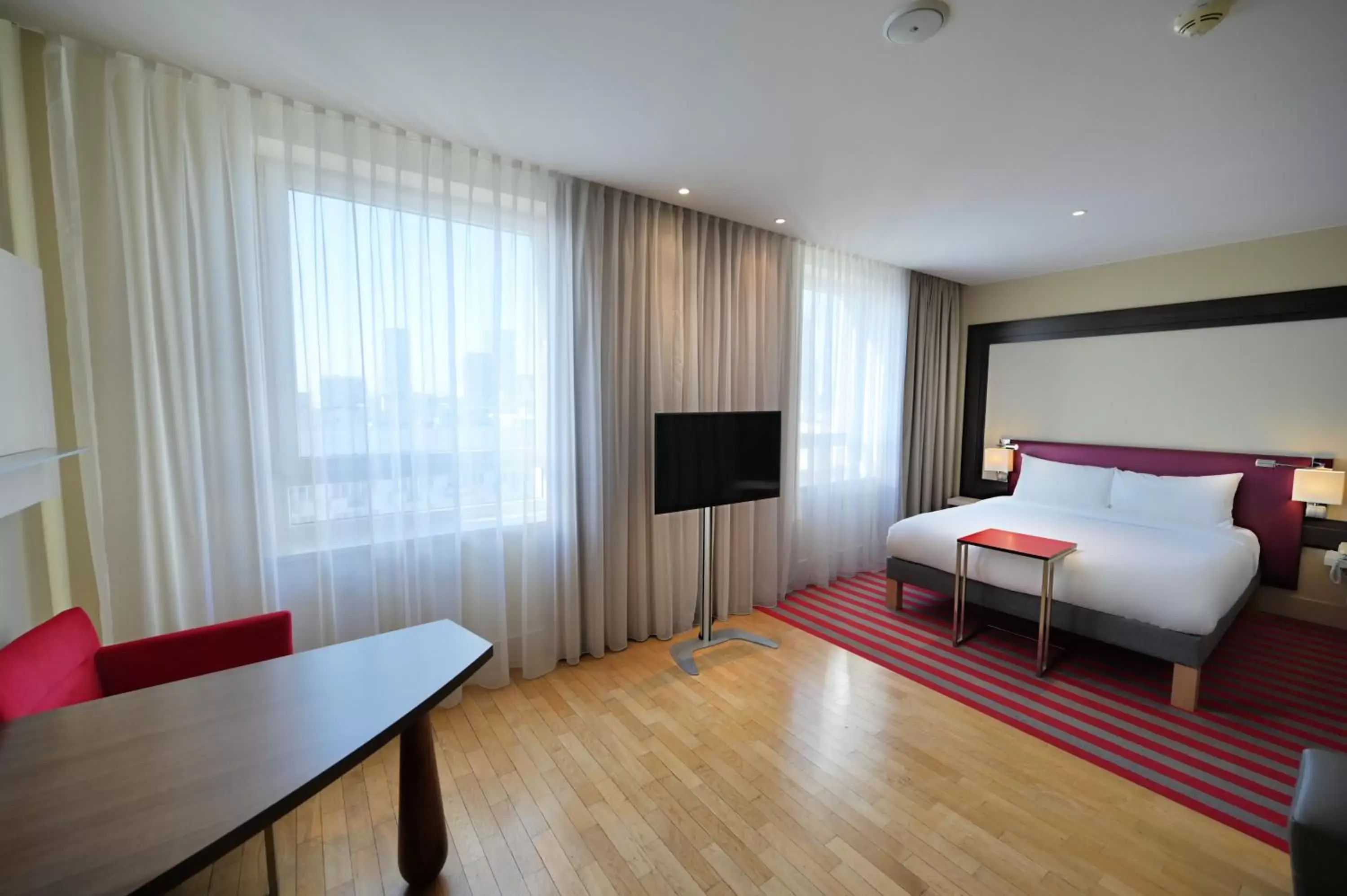 Bed in Mercure Warszawa Grand