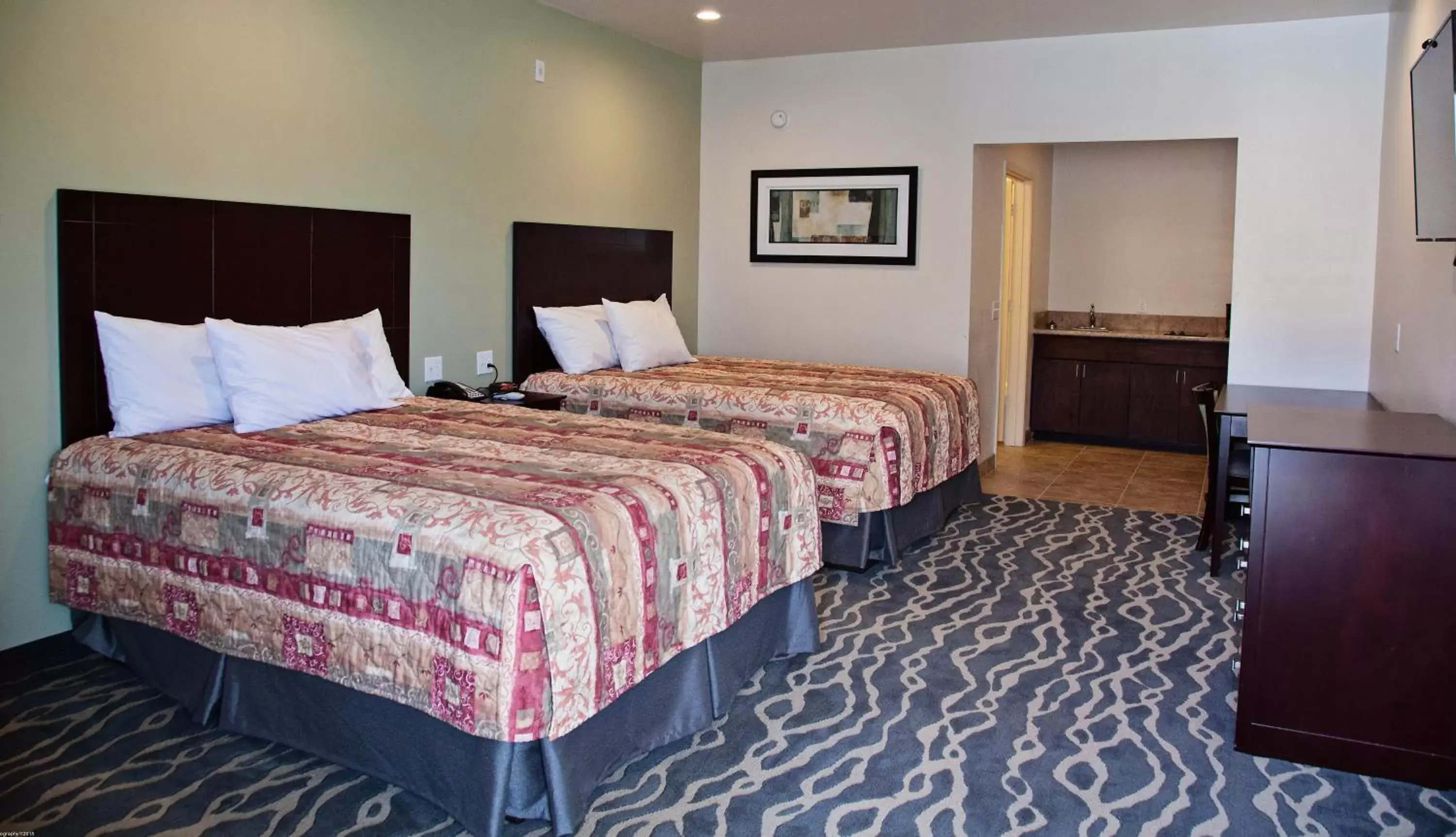 Photo of the whole room, Bed in Big Lake Inn and Suites