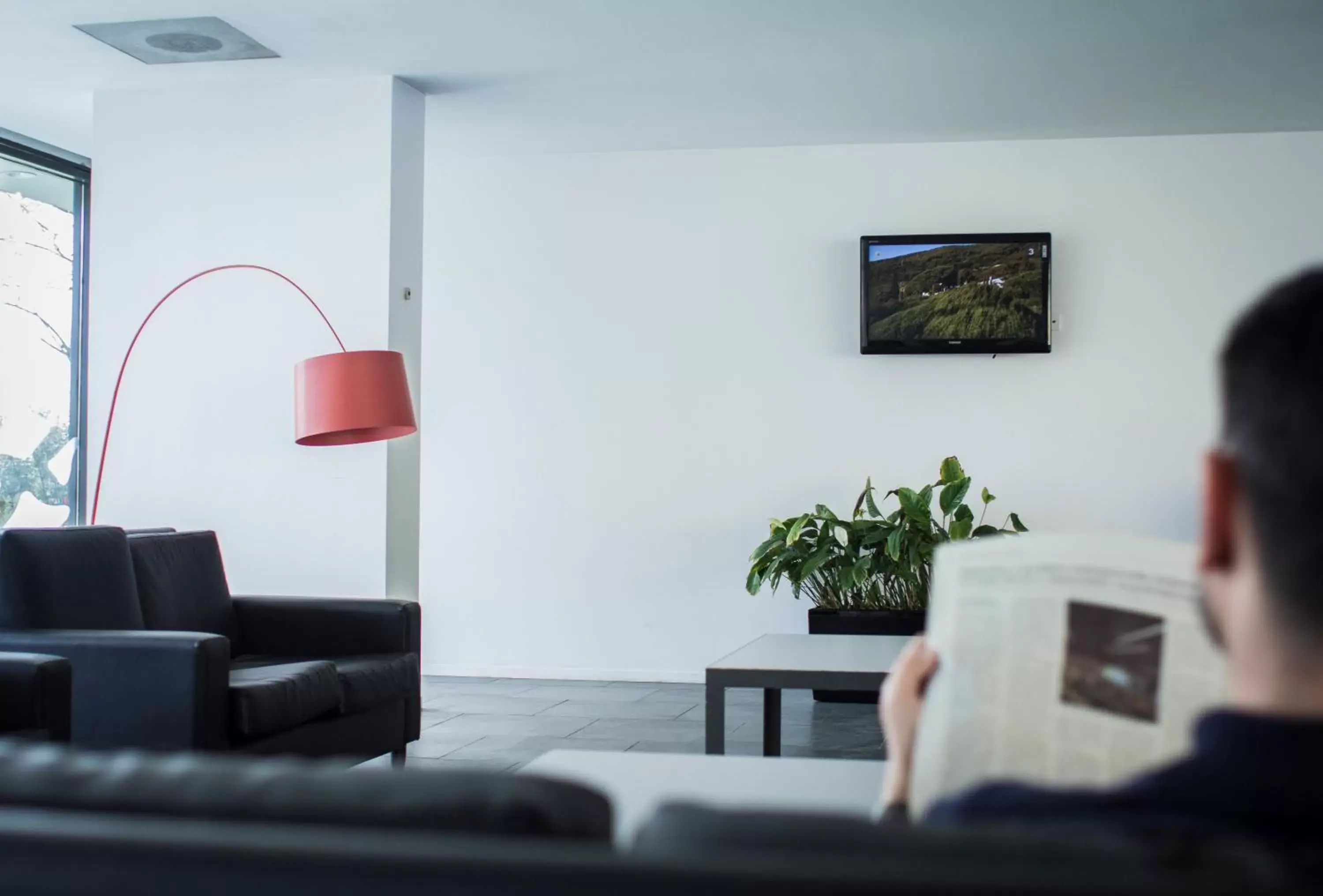 Communal lounge/ TV room, Seating Area in Centre Esplai Albergue