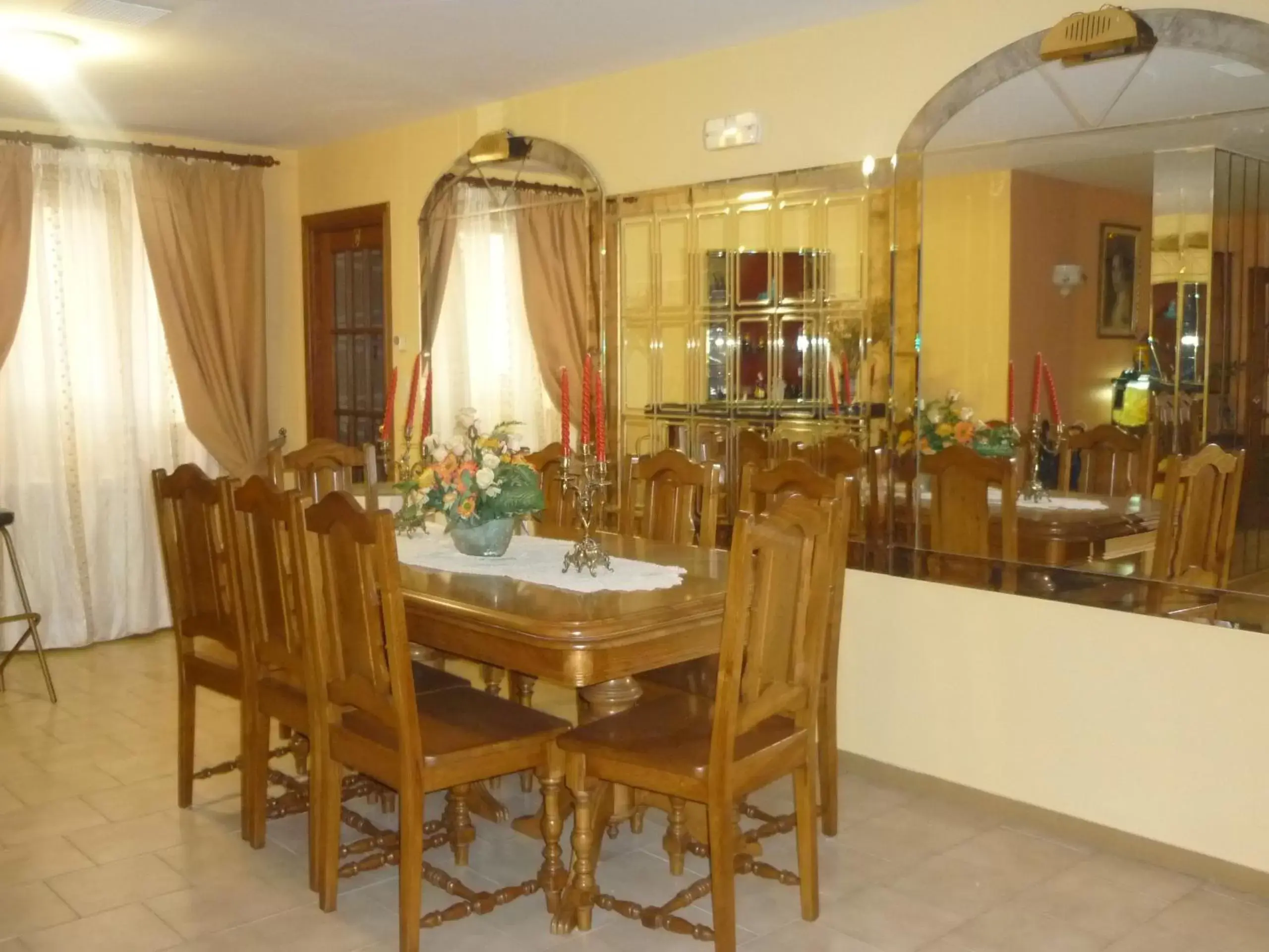 Dining area, Restaurant/Places to Eat in Hotel Francisco Javier