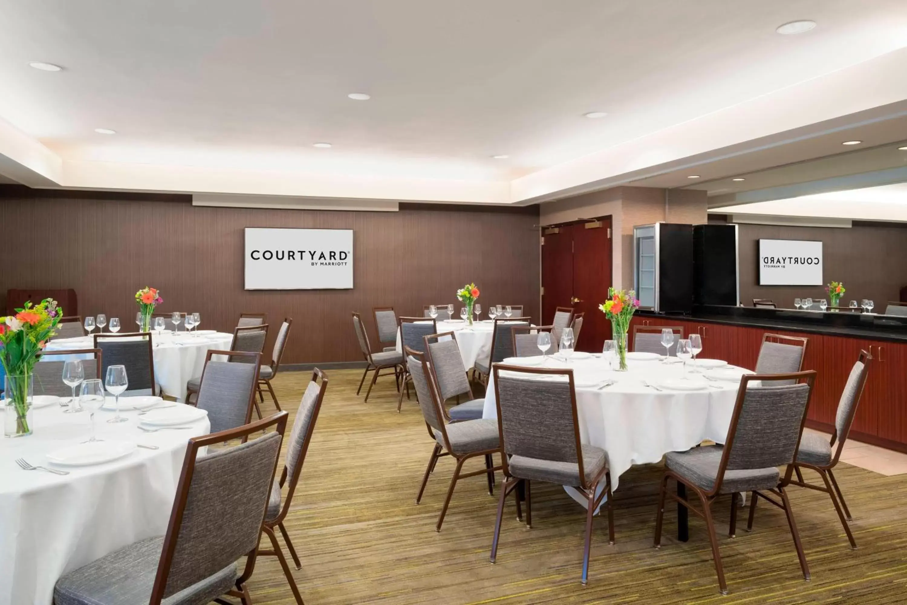 Meeting/conference room, Restaurant/Places to Eat in Courtyard by Marriott Princeton