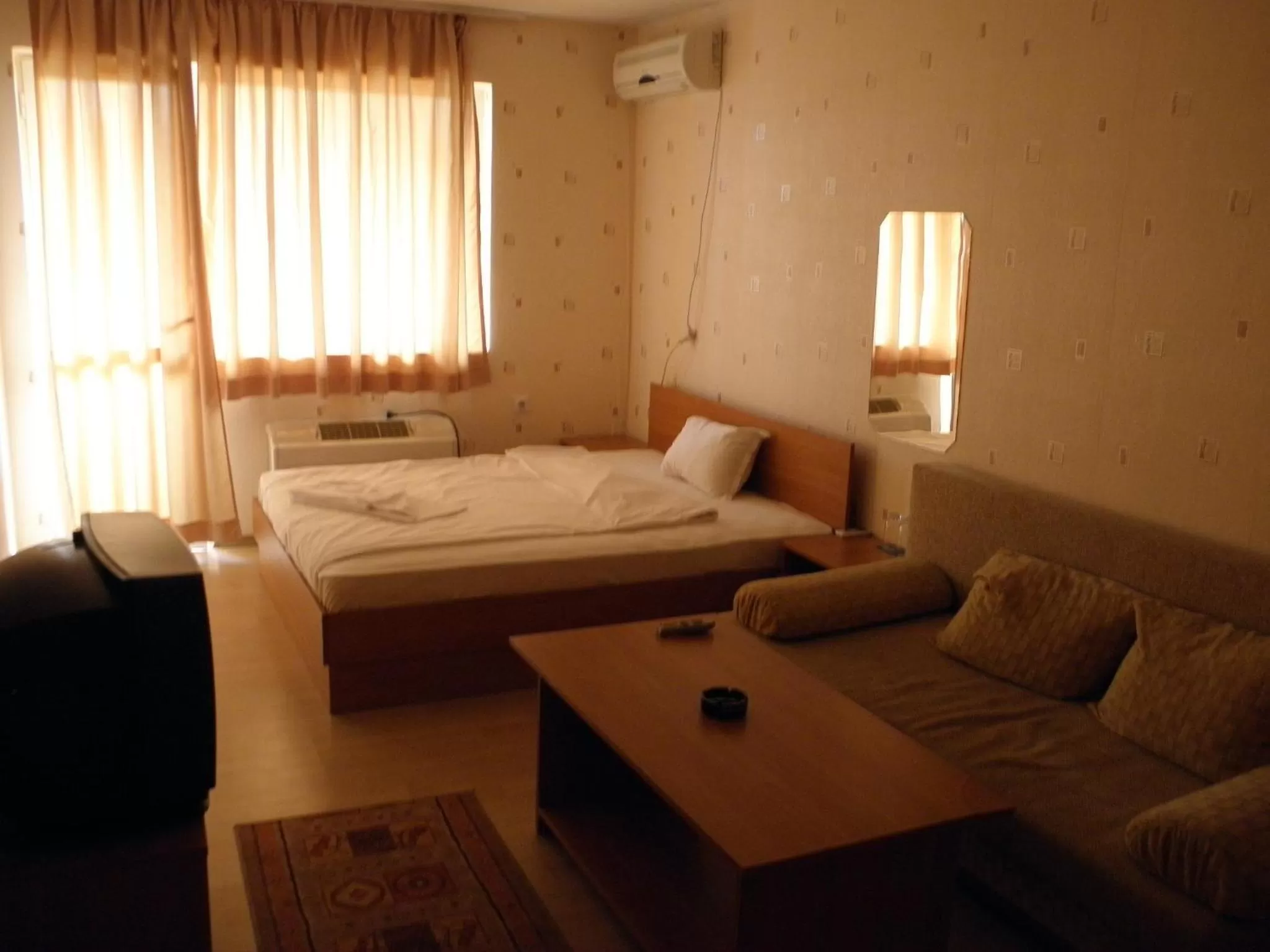 Photo of the whole room, Bed in Hotel Pilevski