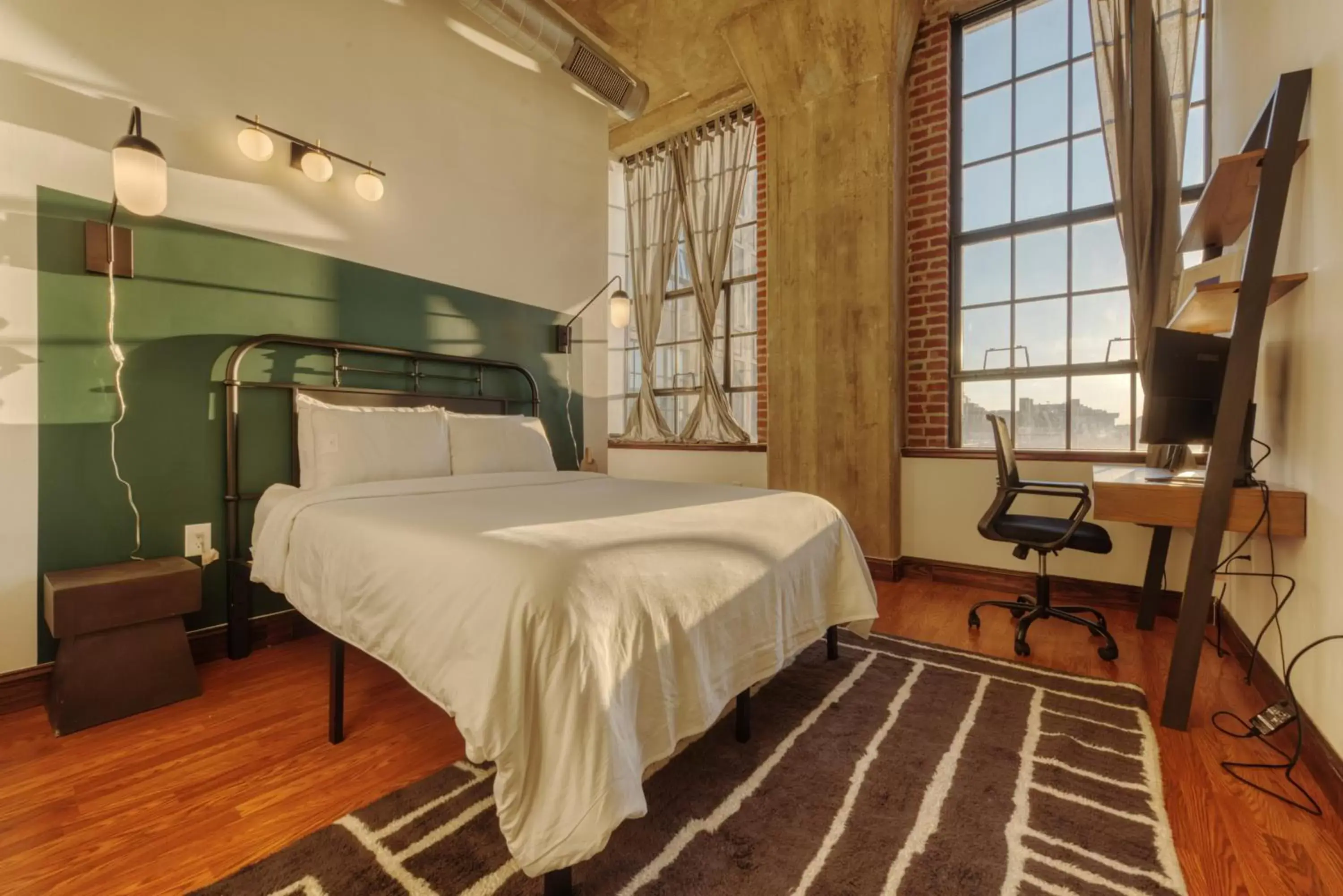 Photo of the whole room, Bed in Sosuite at Independence Lofts - Callowhill