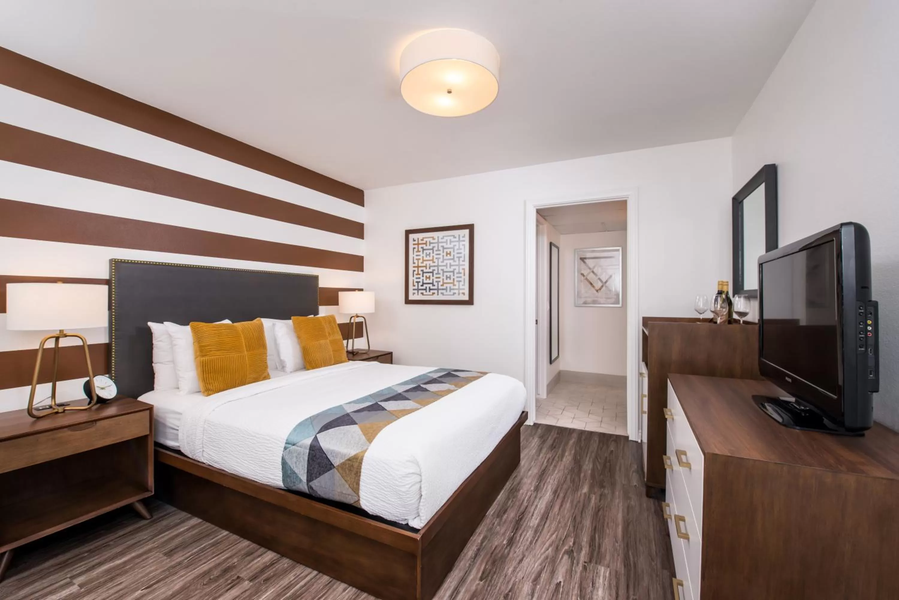 Photo of the whole room, Bed in Wine Valley Inn