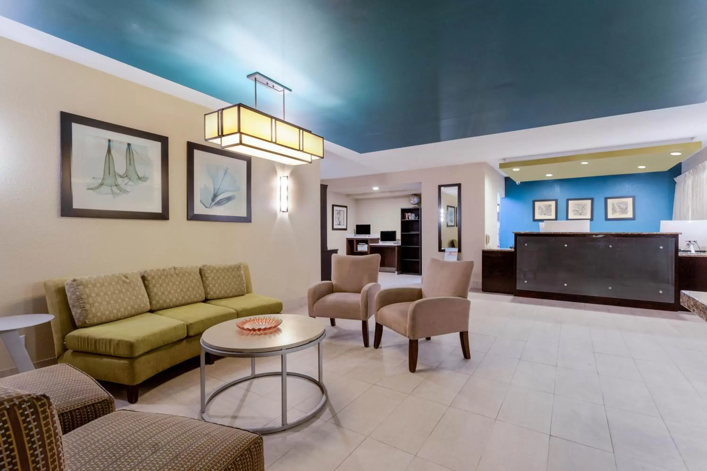 Lobby or reception, Lobby/Reception in La Quinta by Wyndham Henderson-Northeast Denver