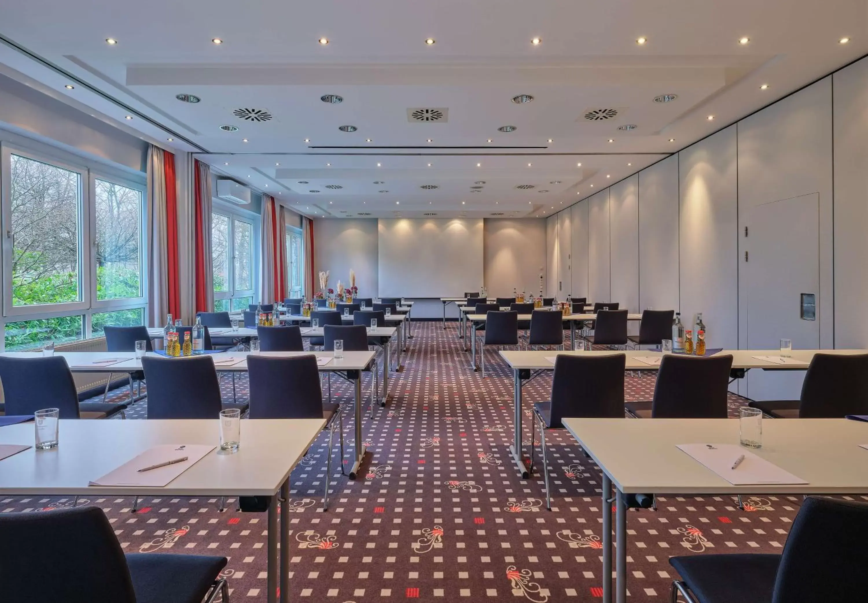 Meeting/conference room, Restaurant/Places to Eat in Best Western Hotel Prisma