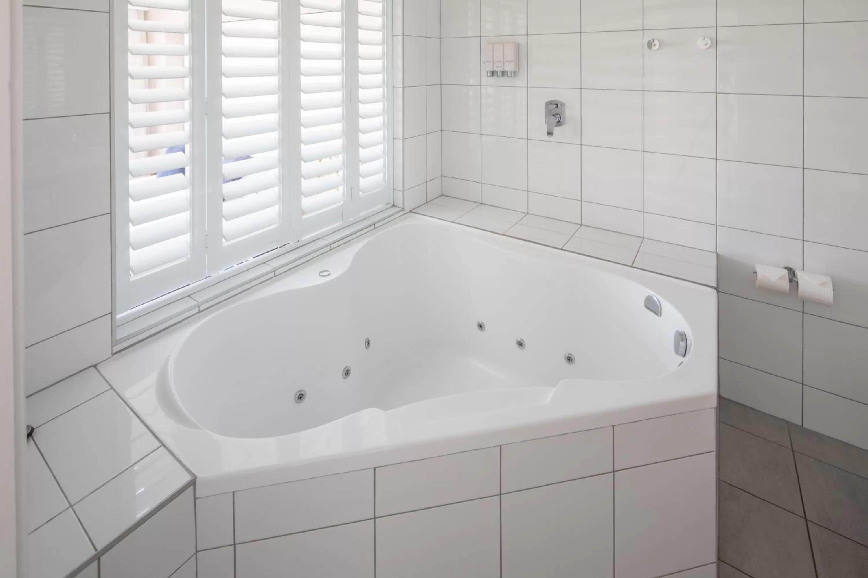 Bathroom in Ocean Front Motel