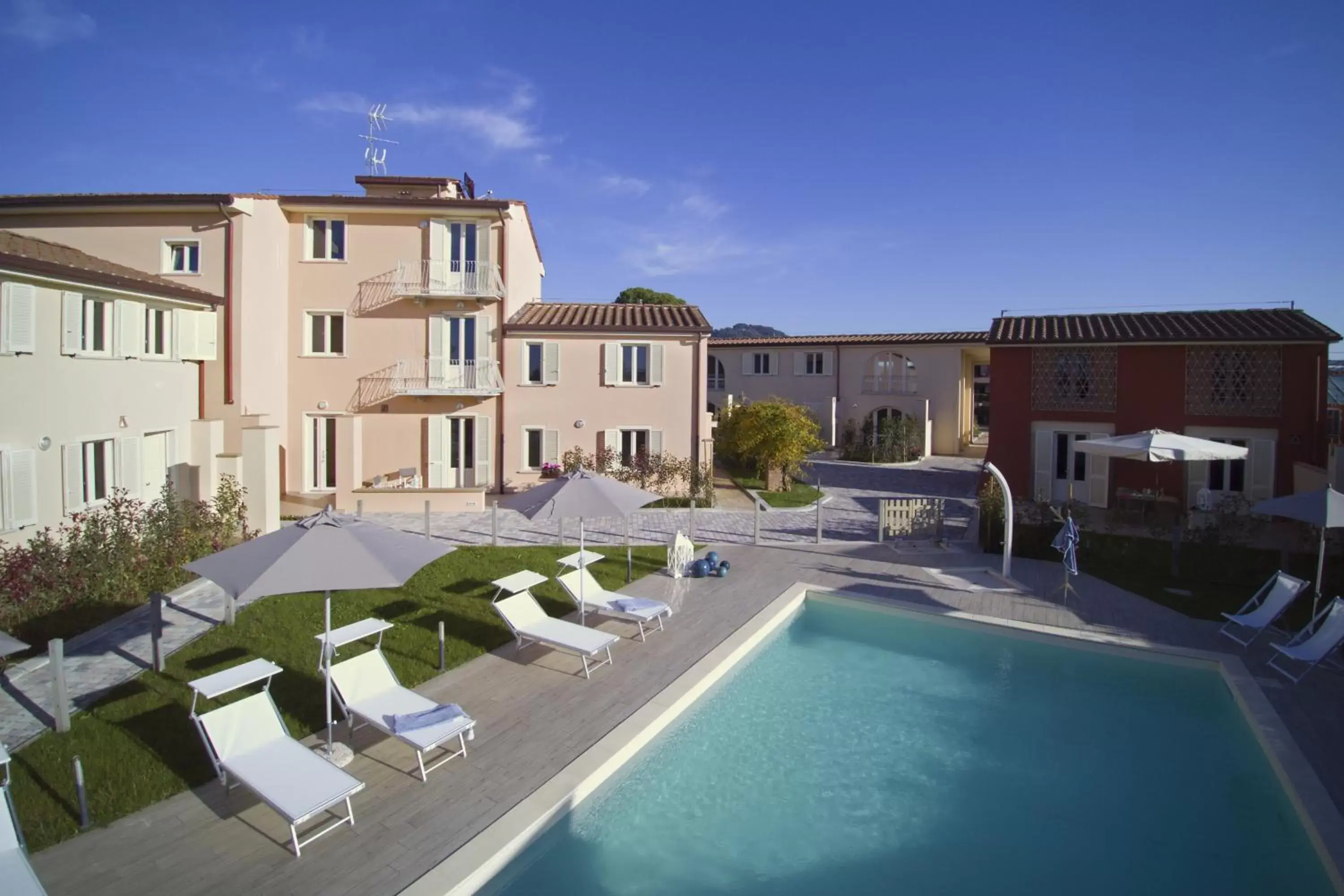 Bird's eye view, Swimming Pool in Il Tremarino