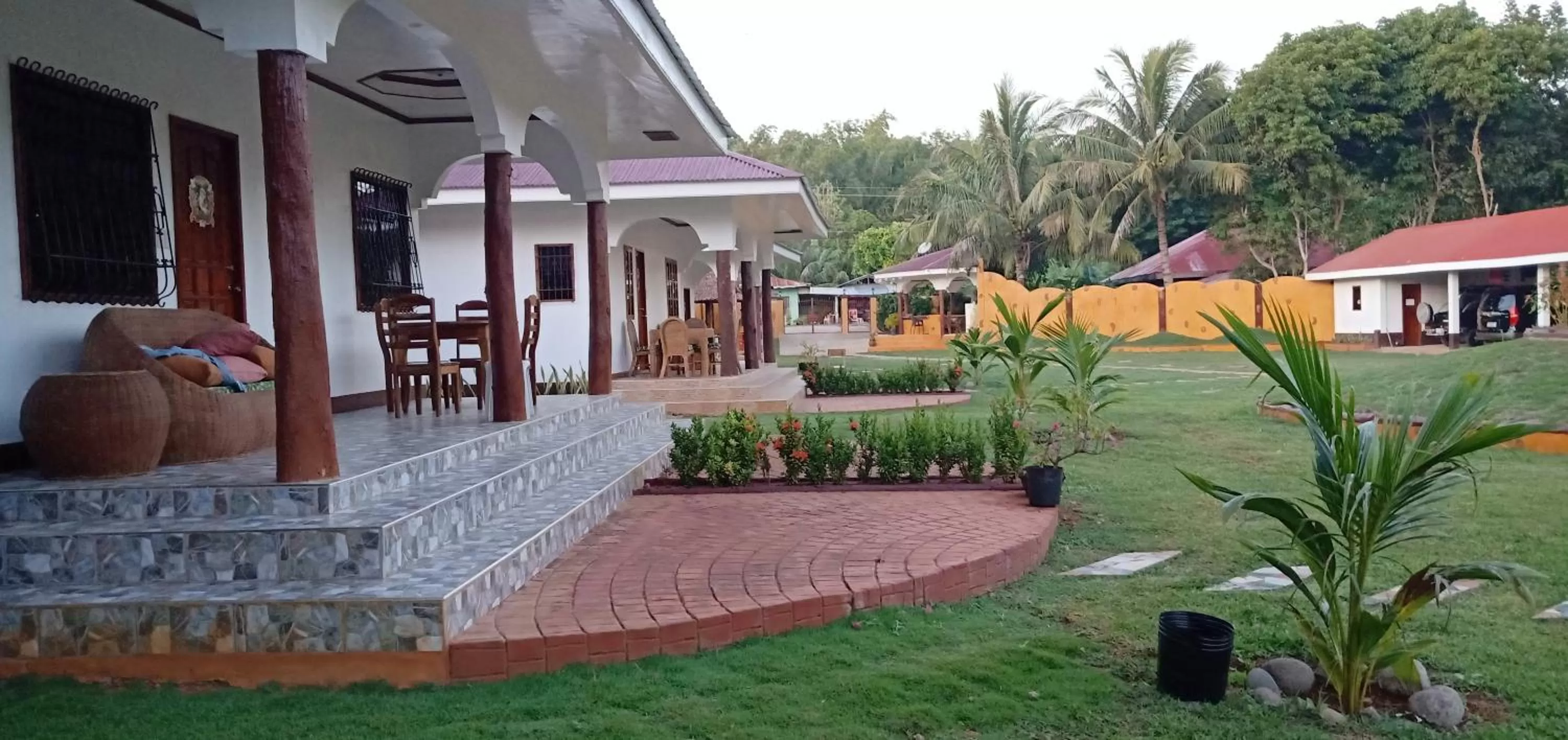 Balcony/Terrace, Property Building in E&N Paradise Island Resort