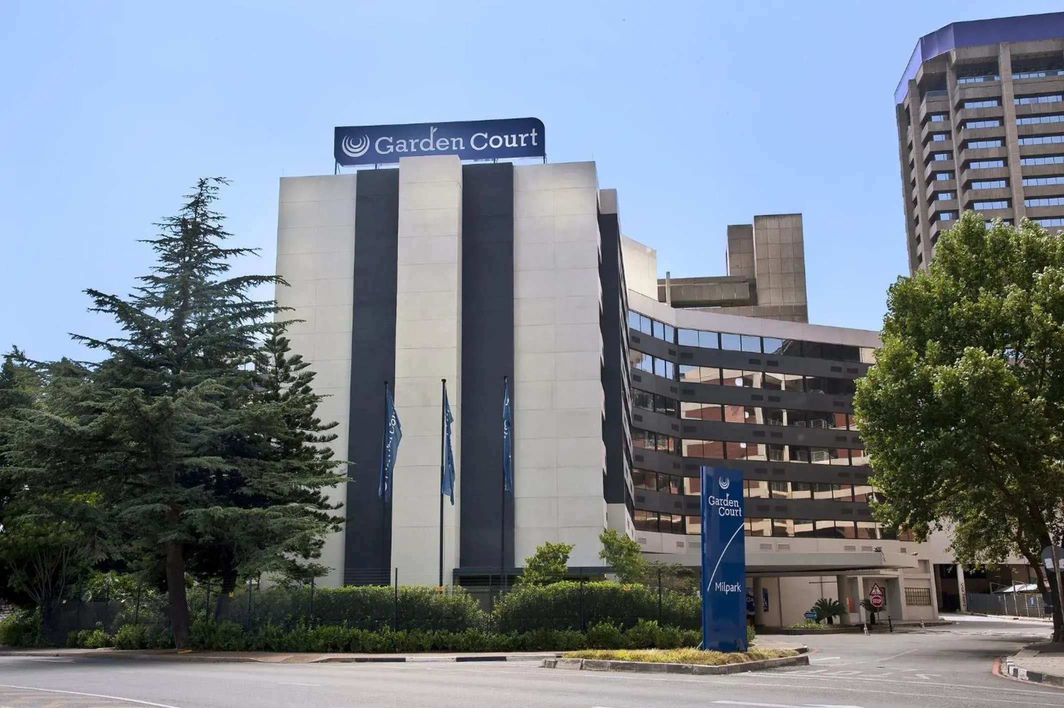 Facade/entrance in Garden Court Milpark, Johannesburg Facade/entrance in Garden Court Milpark, Johannesburg