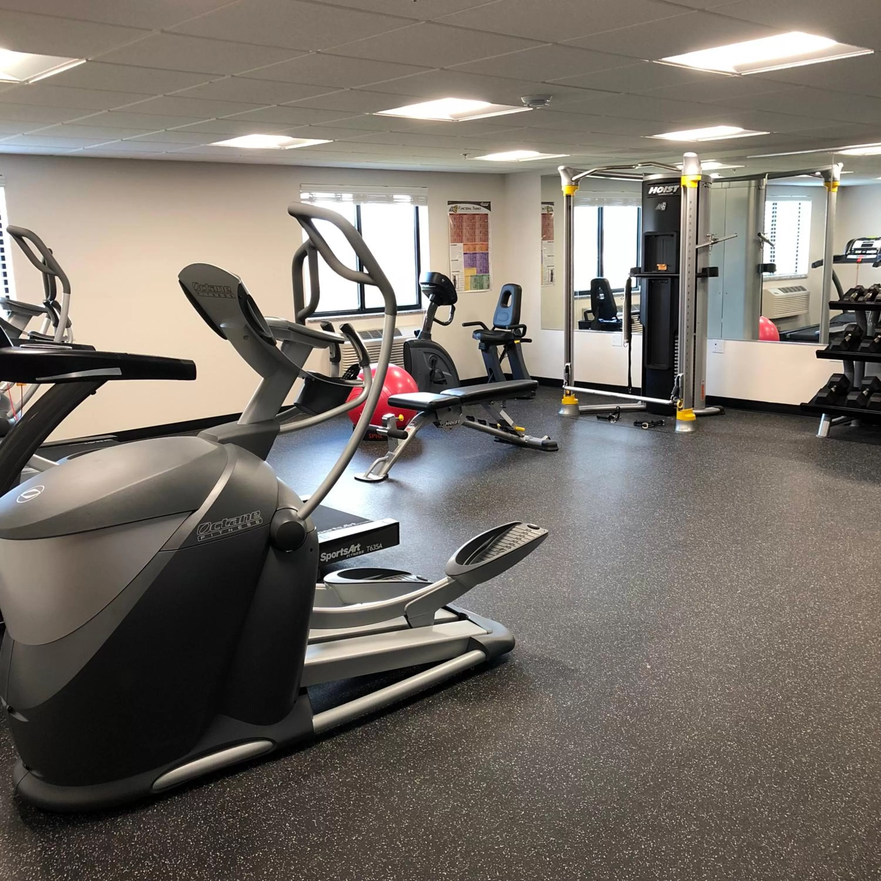 Fitness centre/facilities in AmericInn by Wyndham Baudette