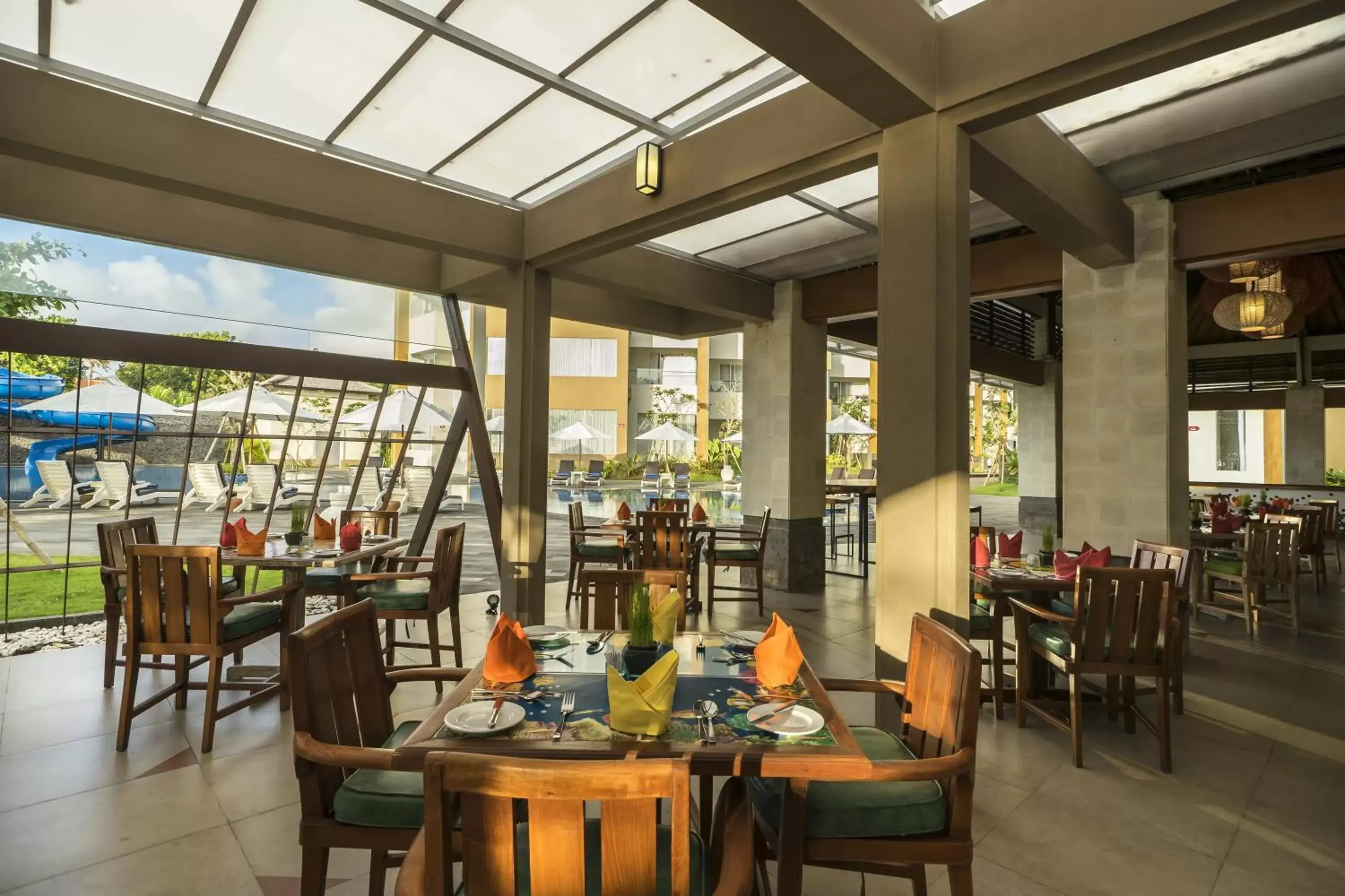 Restaurant/places to eat in Grand Mirage Resort & Thalasso Bali