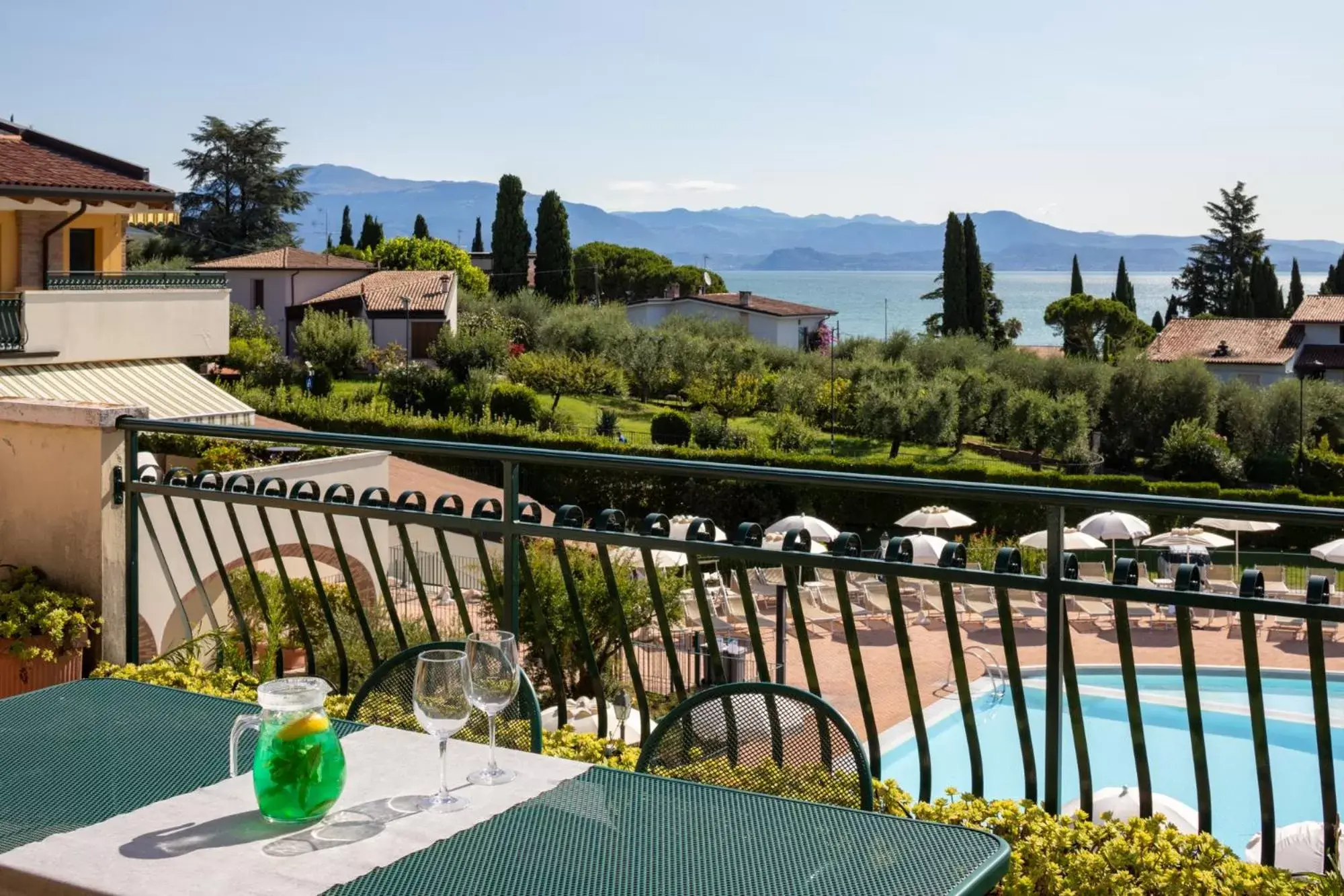 Lake view, Pool View in Le Terrazze sul Lago Hotel & Residence