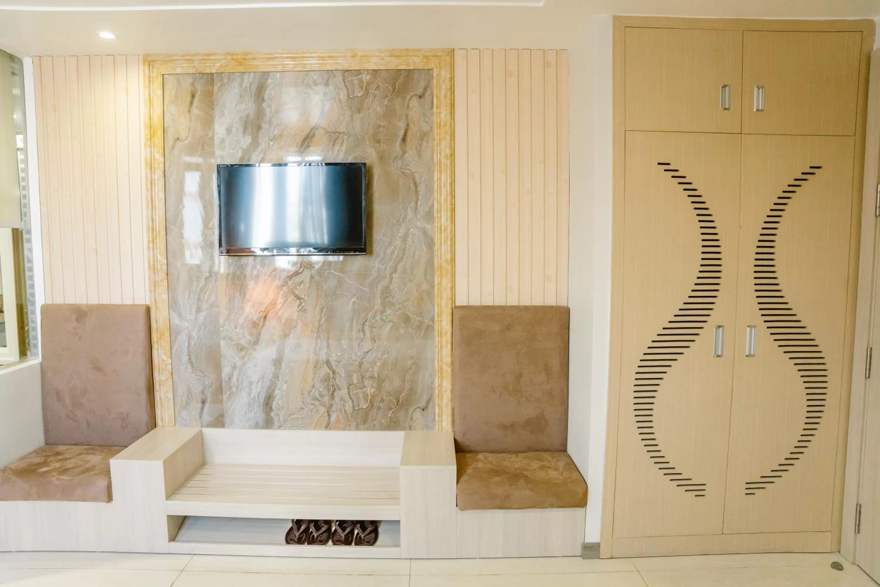 Holiday One Can Tho Hotel