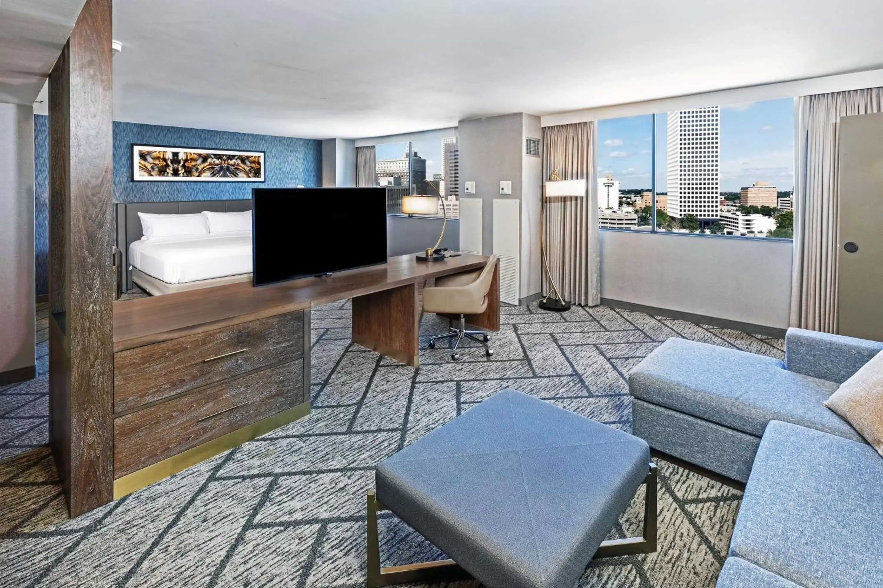 Living room, TV/Entertainment Center in DoubleTree by Hilton Tulsa Downtown