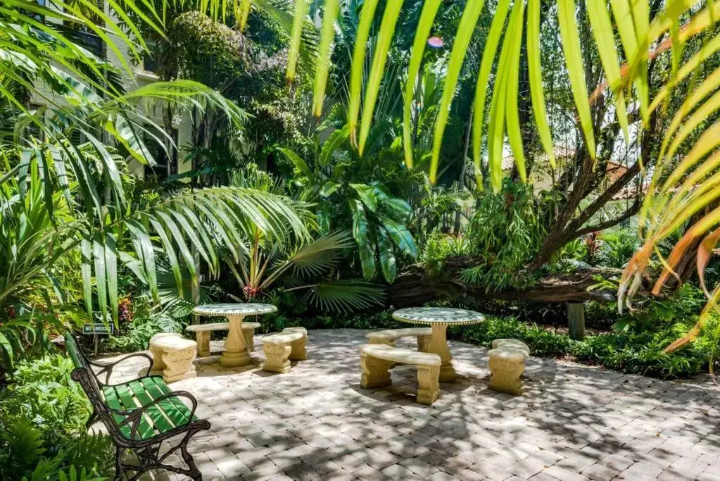 Patio in Hemingway Suites at Palm Beach Hotel Island