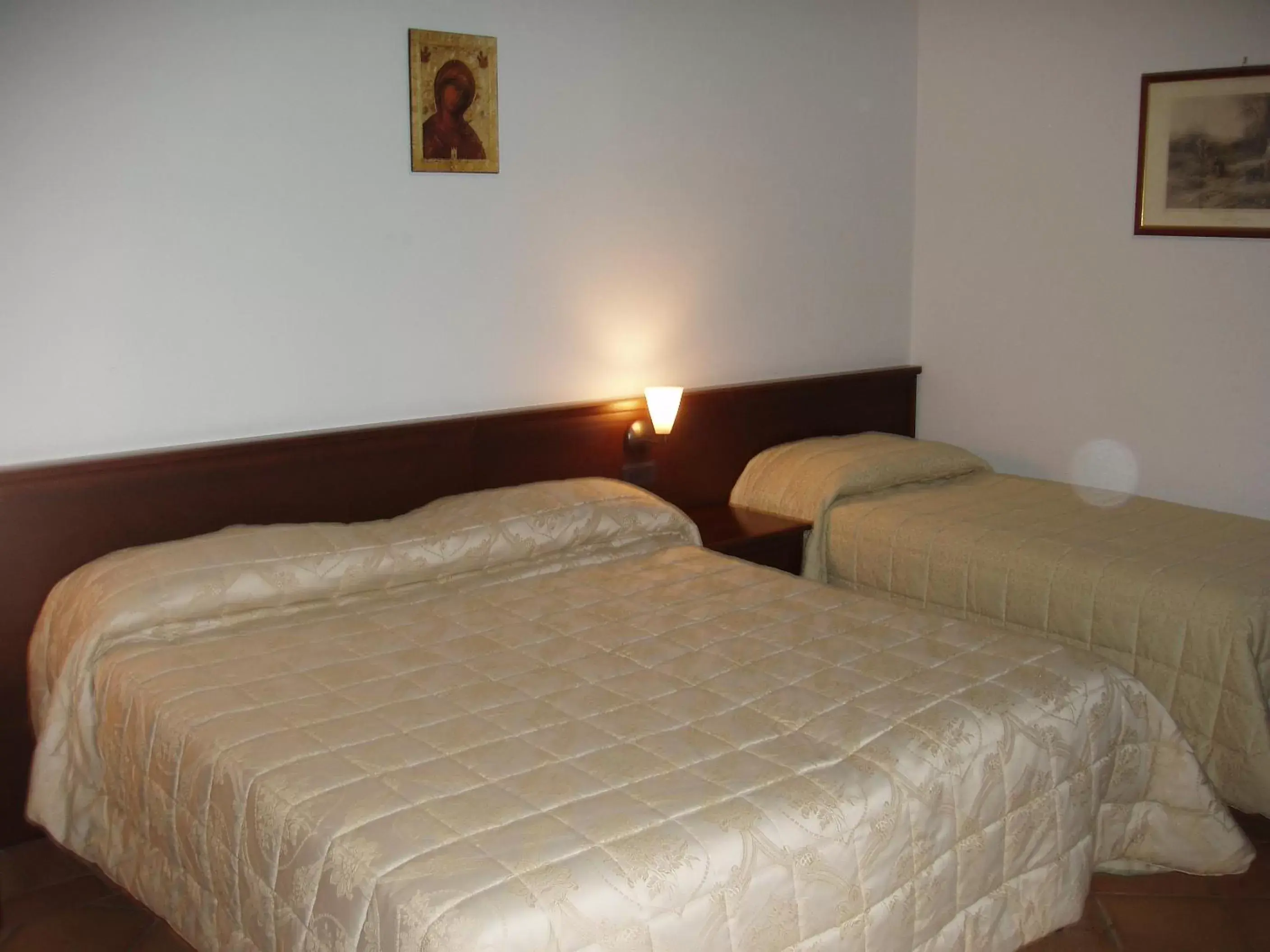 Triple Room in Hotel San Claudio