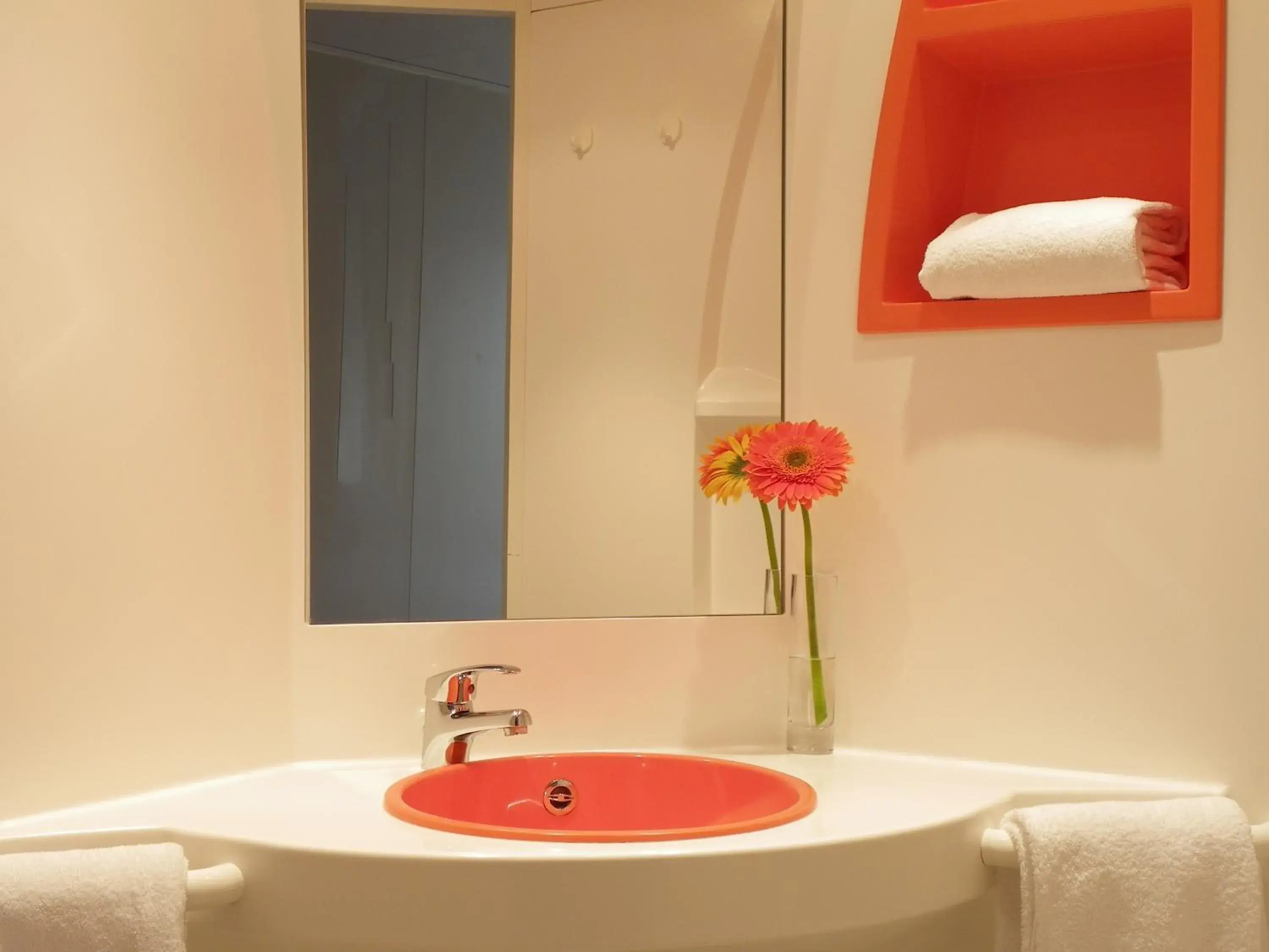 Bathroom in iStay Hotel Porto Centro