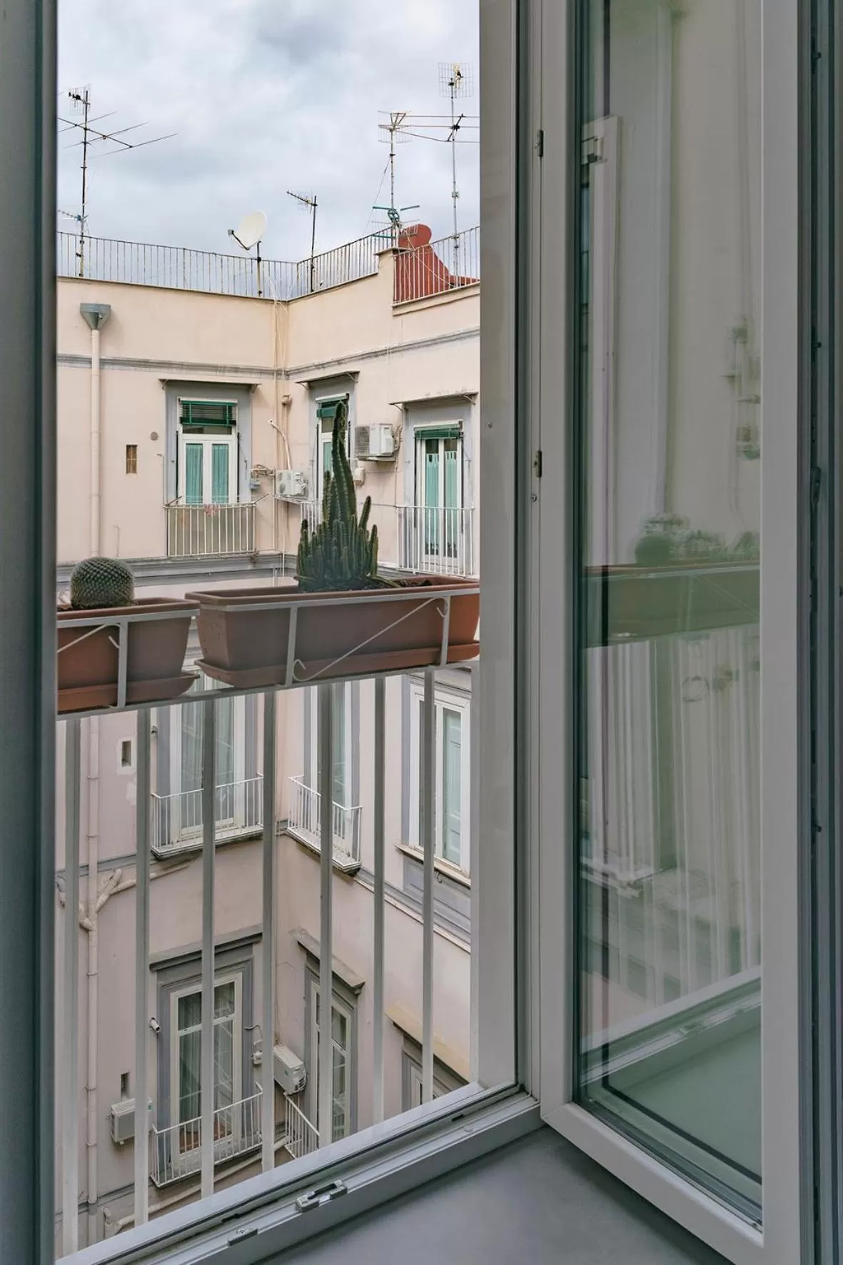 Balcony/Terrace in Up25