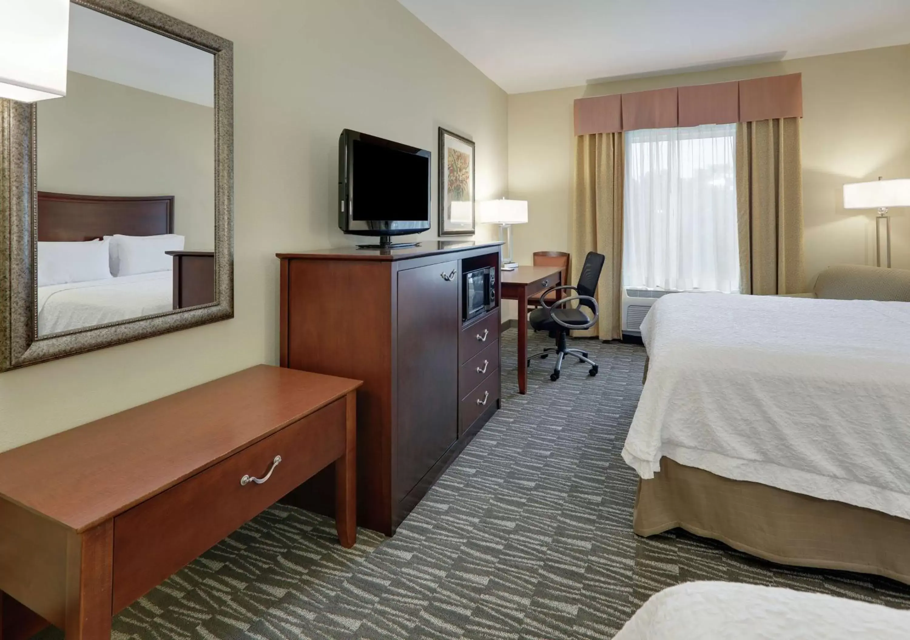 Bedroom, Bed in Hampton Inn & Suites Southern Pines-Pinehurst