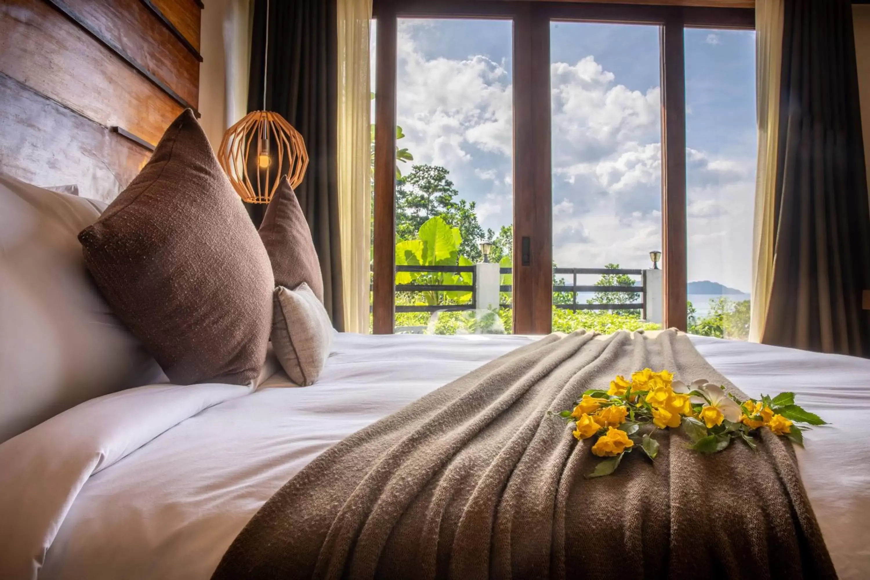 Bed in Ahana Resort El Nido