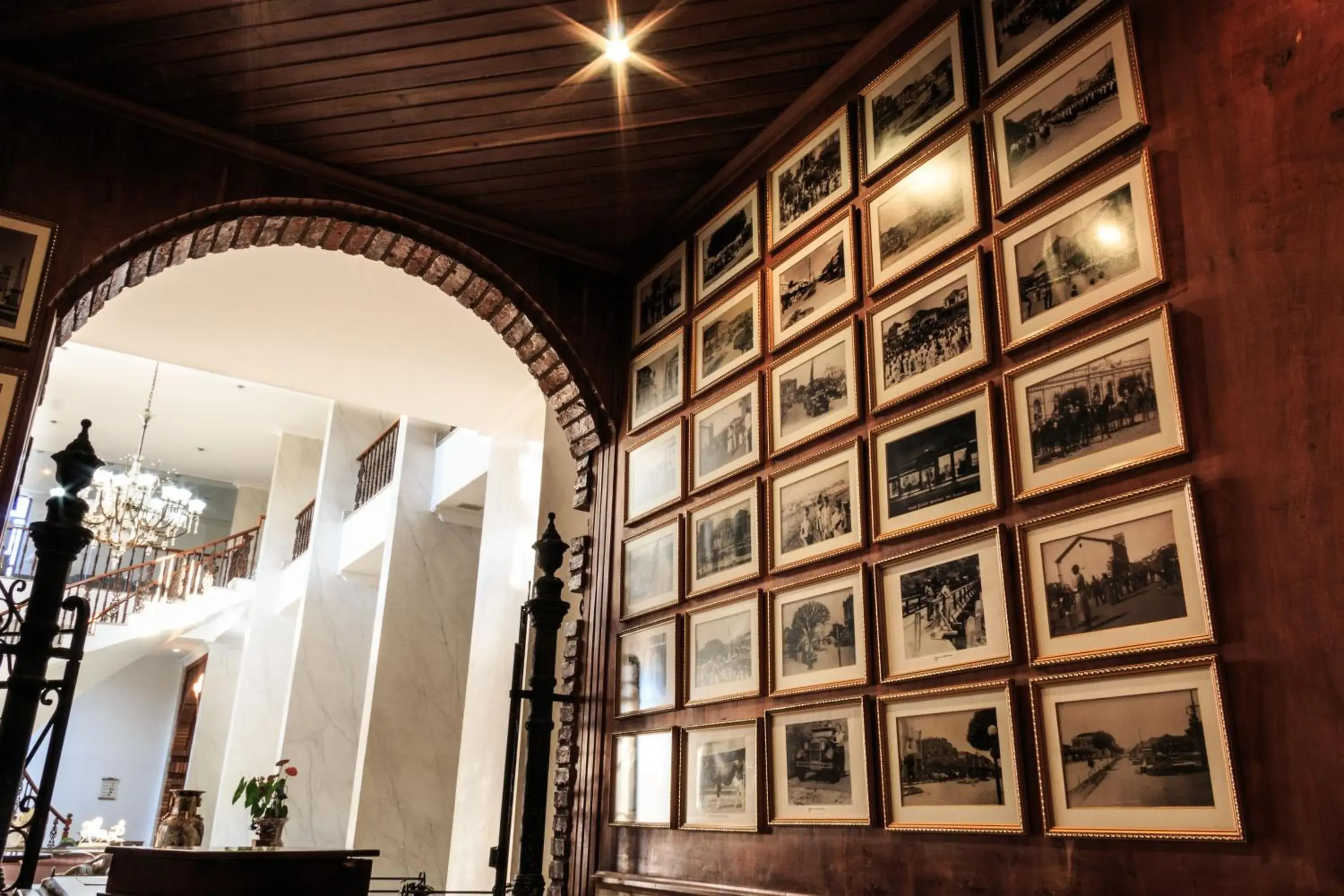 Lobby or reception in Marques Plaza Hotel