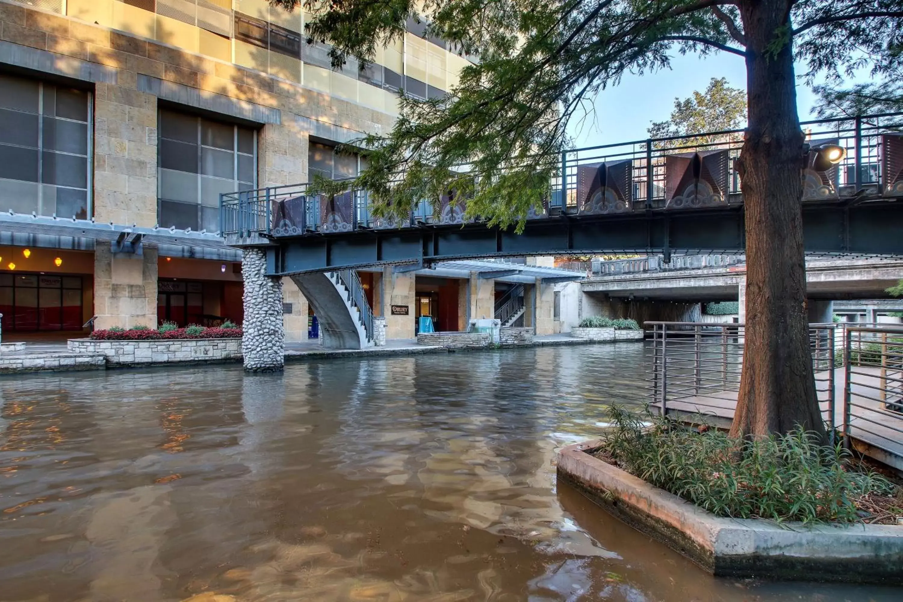 Property Building in Drury Plaza Hotel San Antonio Riverwalk
