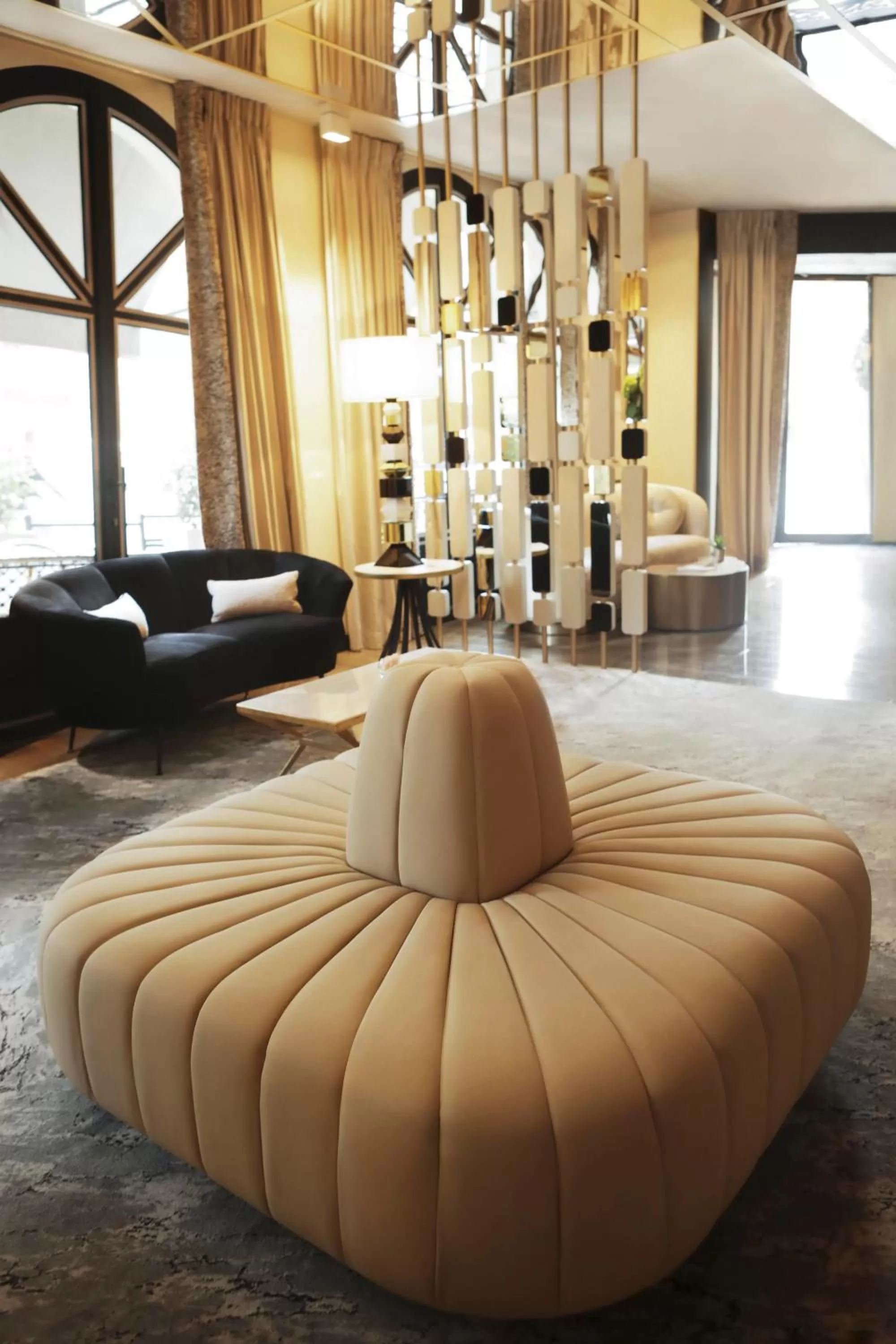 Lobby or reception in Hôtel le Derby Alma by Inwood Hotels