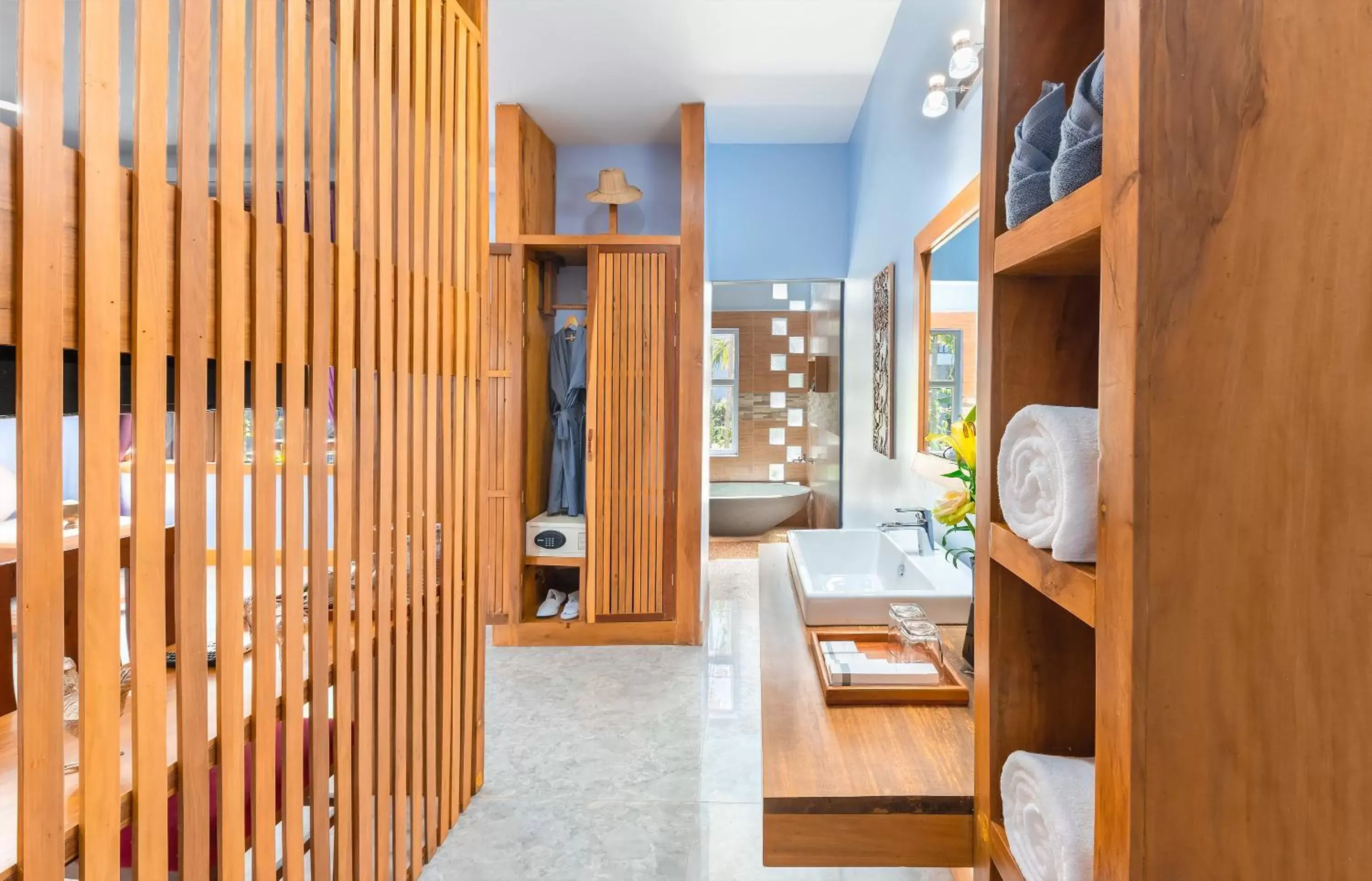 Bathroom in Cheata Residence