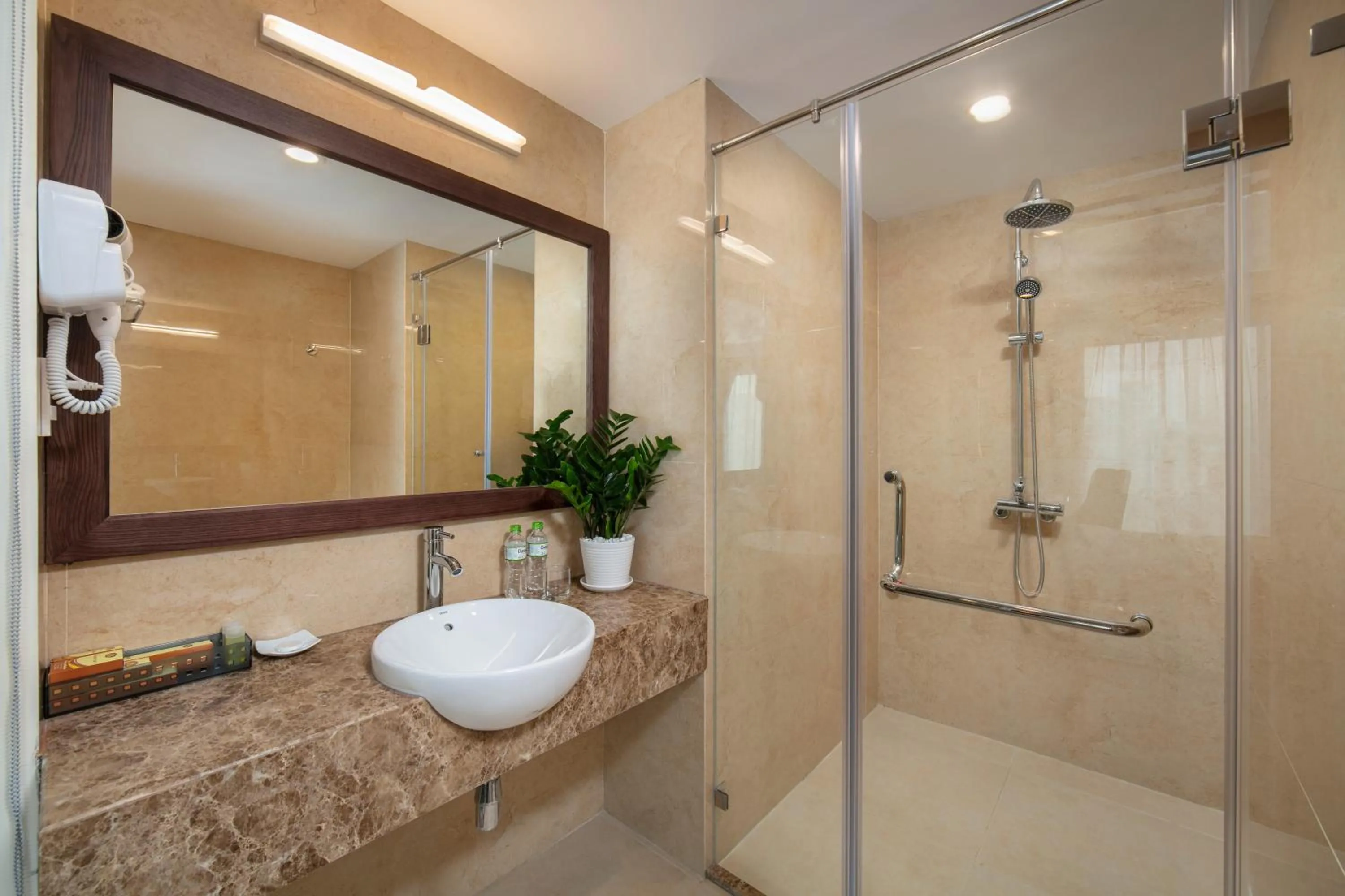 Bathroom in Marina Hotel Ha Noi