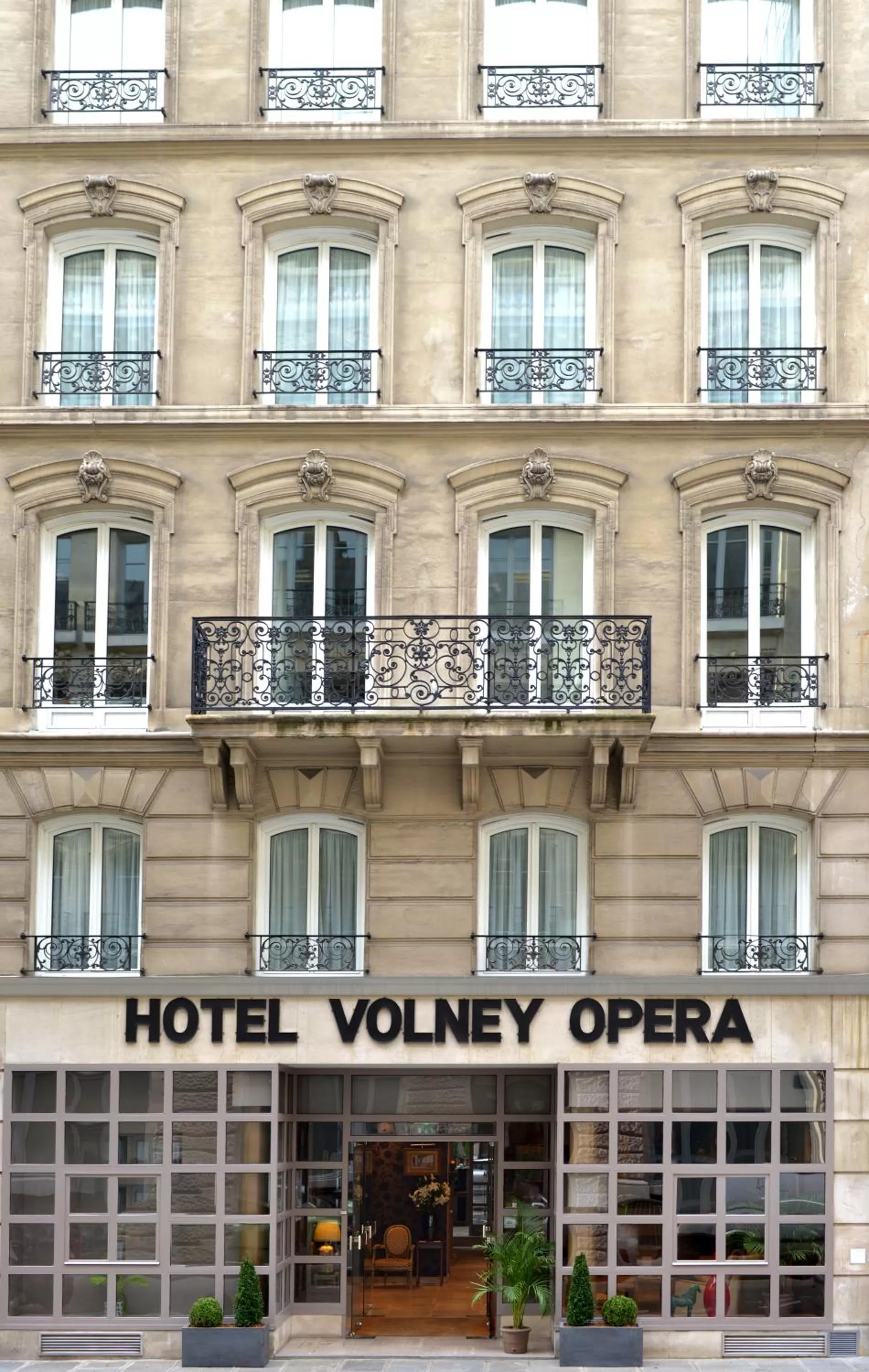 Facade/entrance in Hôtel Volney Opéra