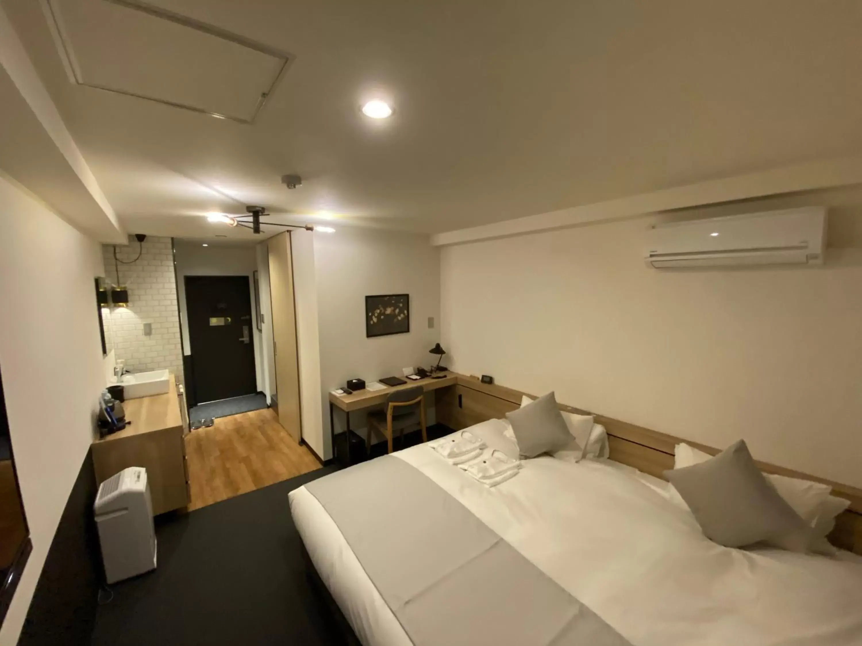 Photo of the whole room in Hotel Cordia Osaka