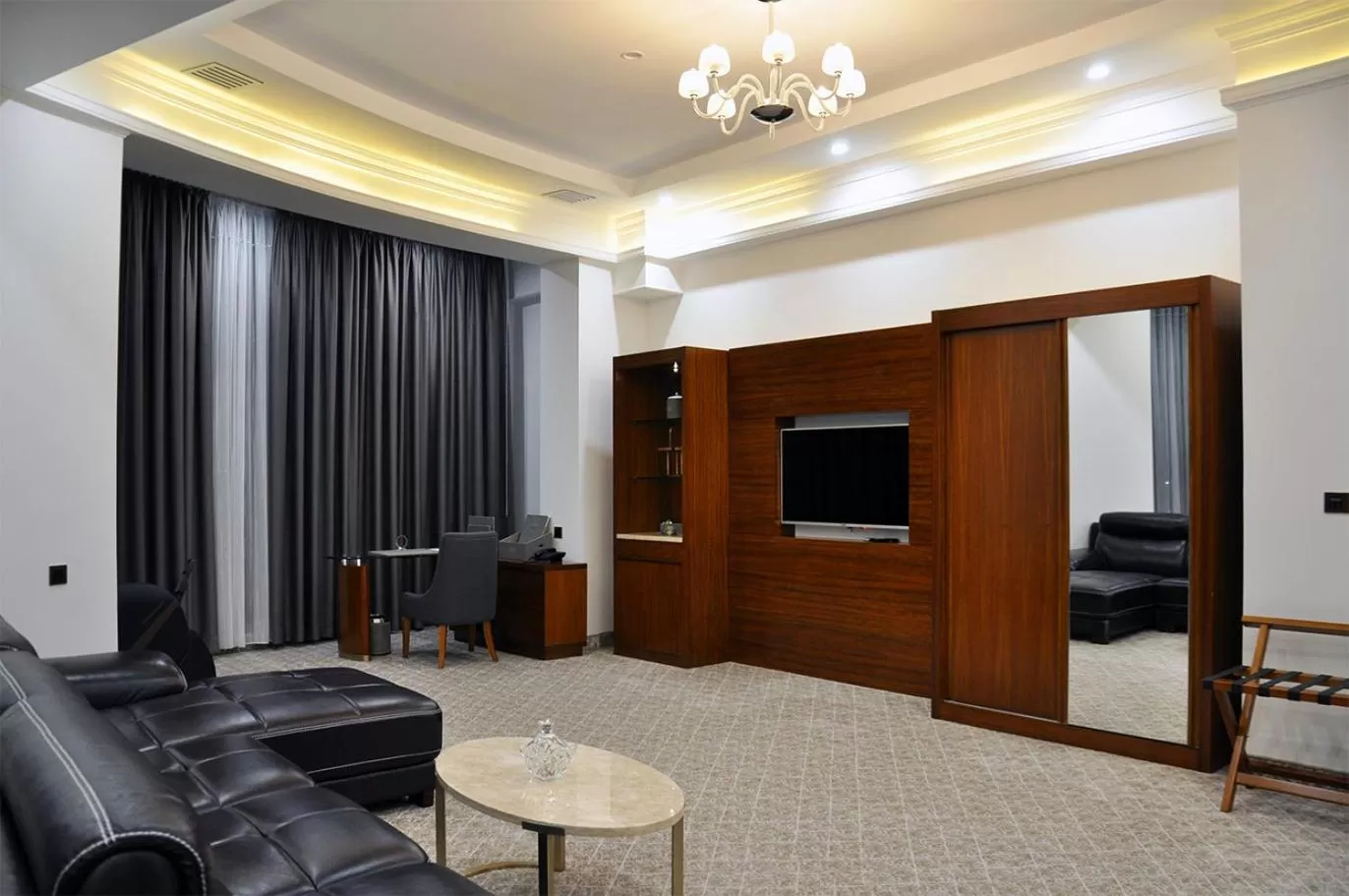 Parliament Palace Hotel