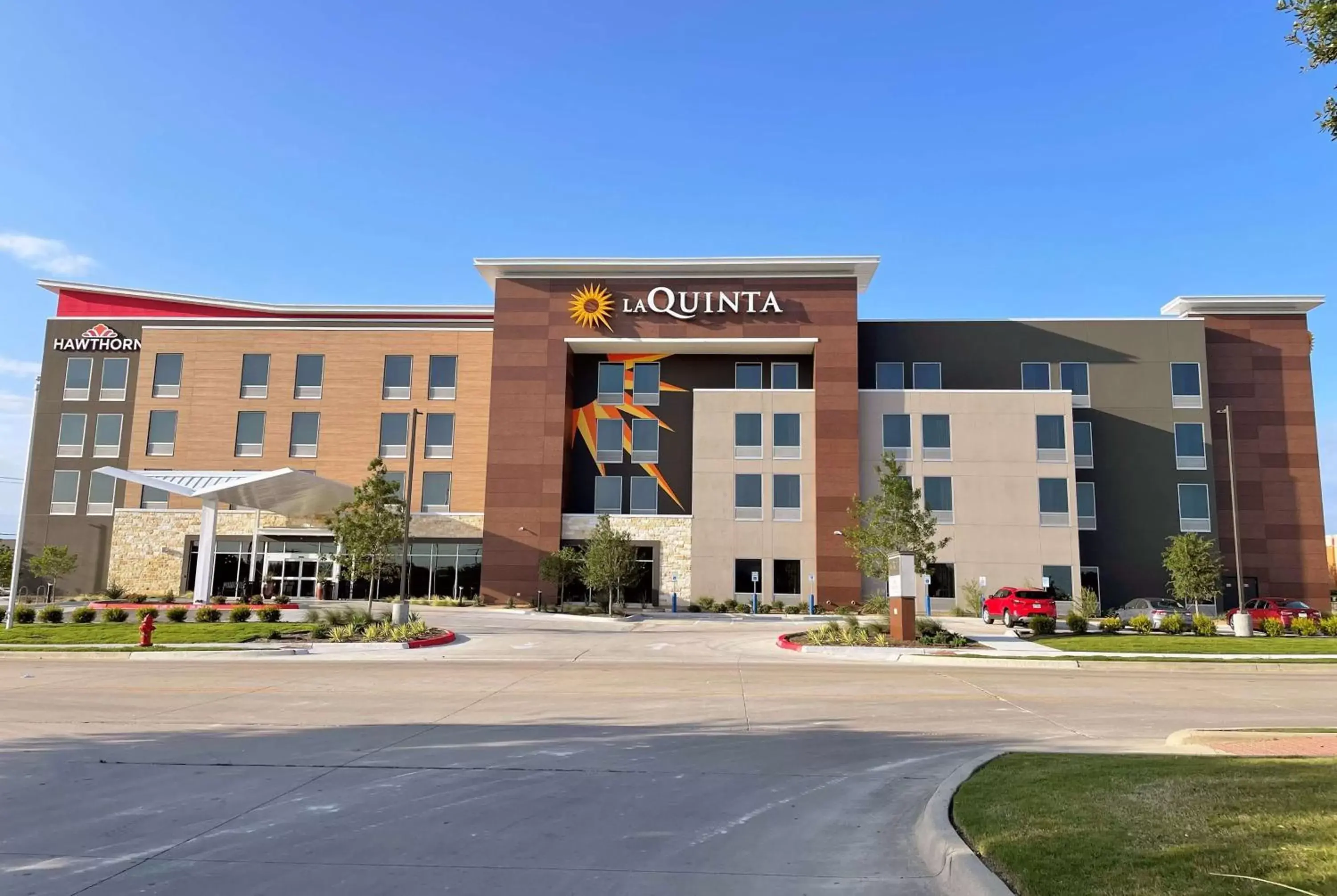 Property Building in Hawthorn Suites by Wyndham Pflugerville