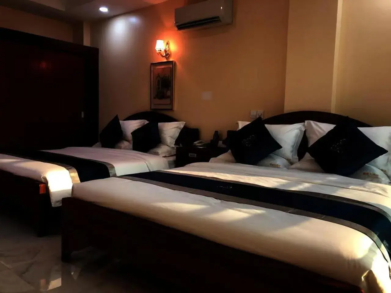 Bed in A1 Hotel (Aite-1)