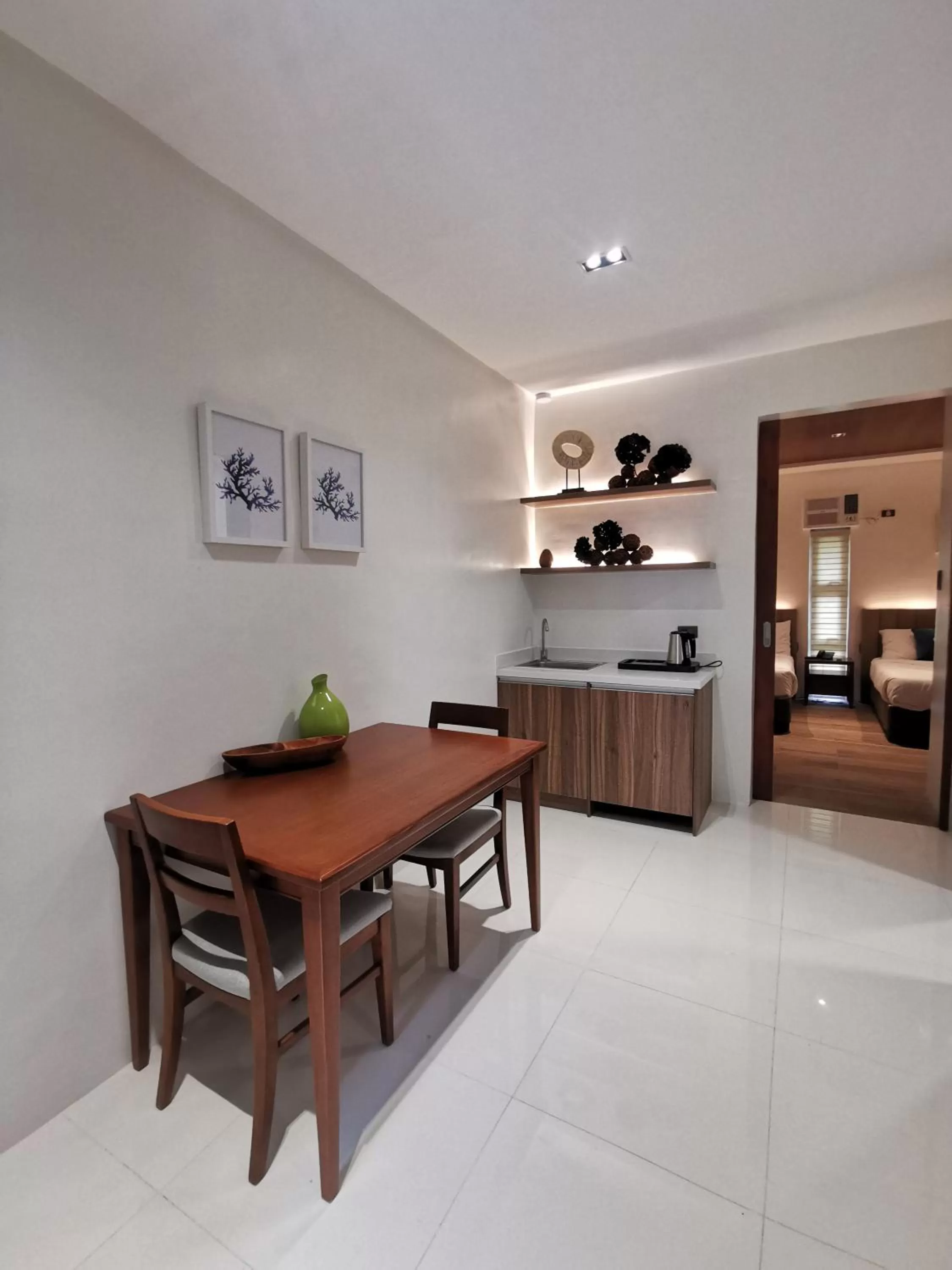 Dining area in Tagaytay Country Hotel