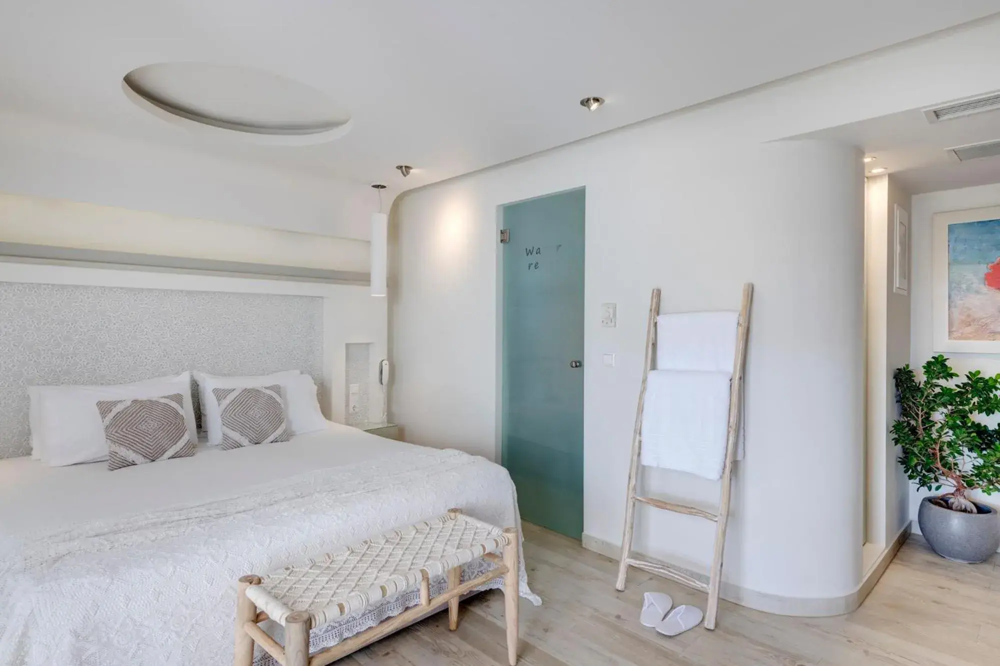 Bedroom, Bed in Kouros Art Hotel (Adults Only)