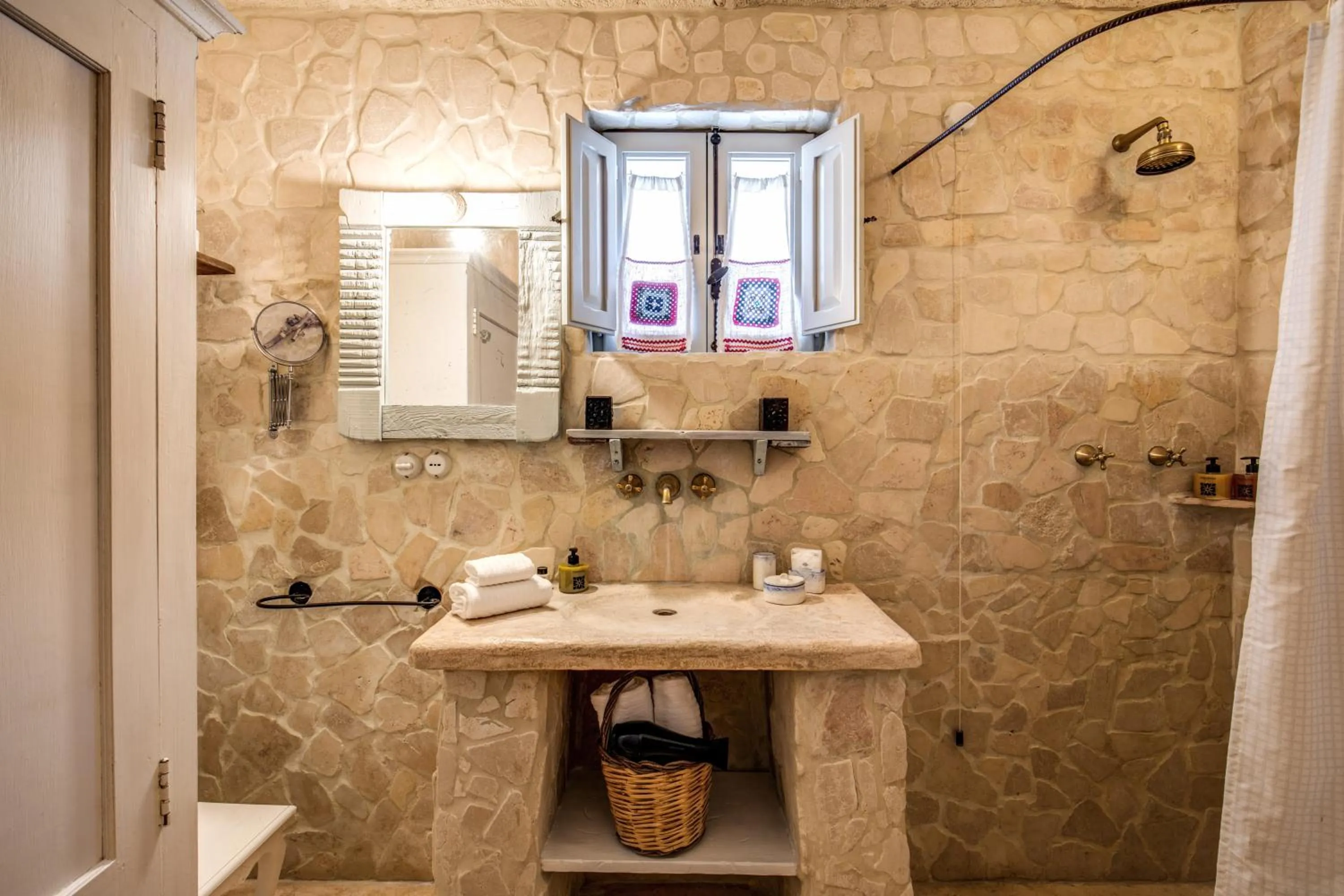 Bathroom in Masseria Cervarolo