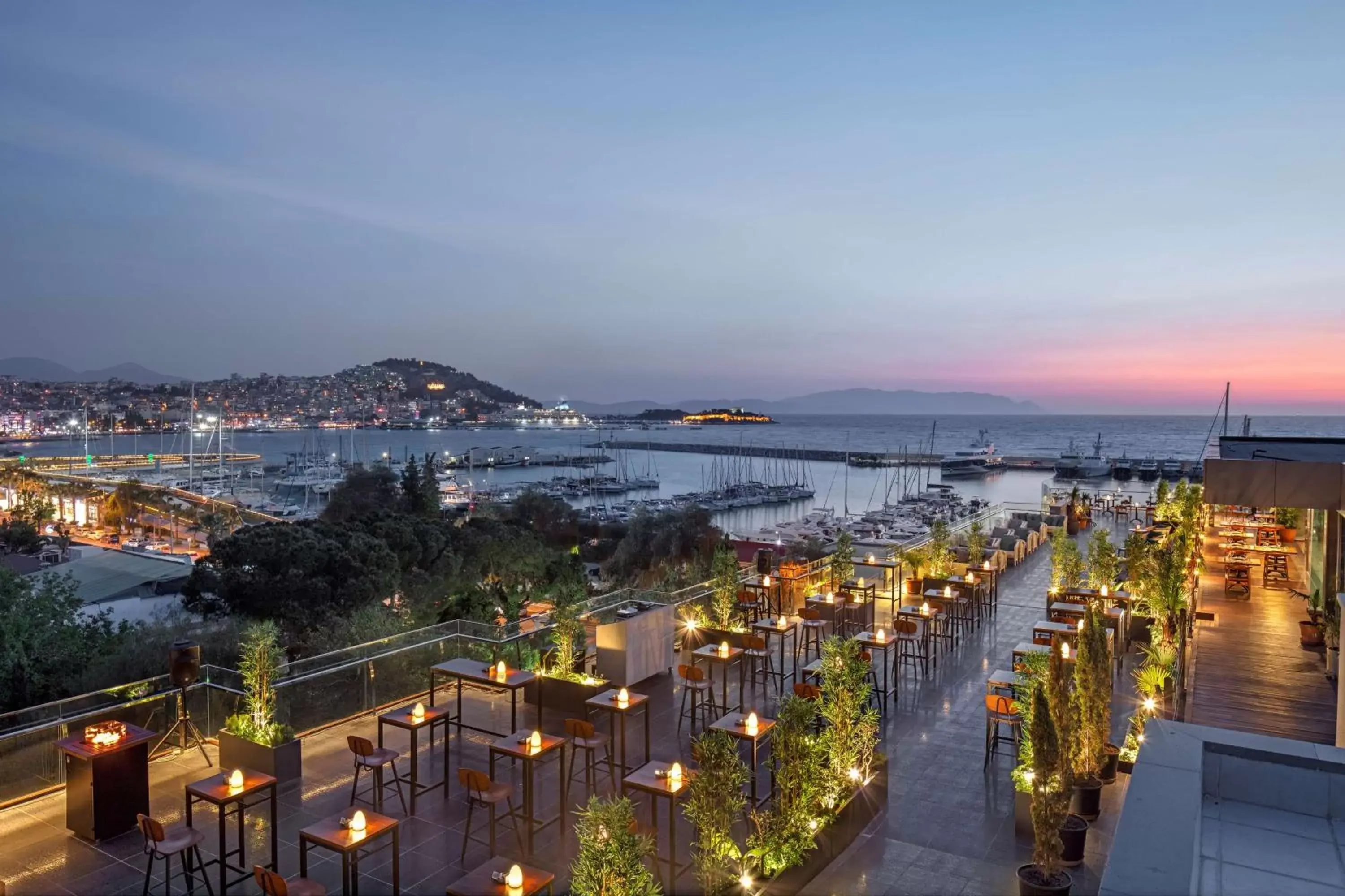 Restaurant/places to eat in DoubleTree by Hilton Kusadasi