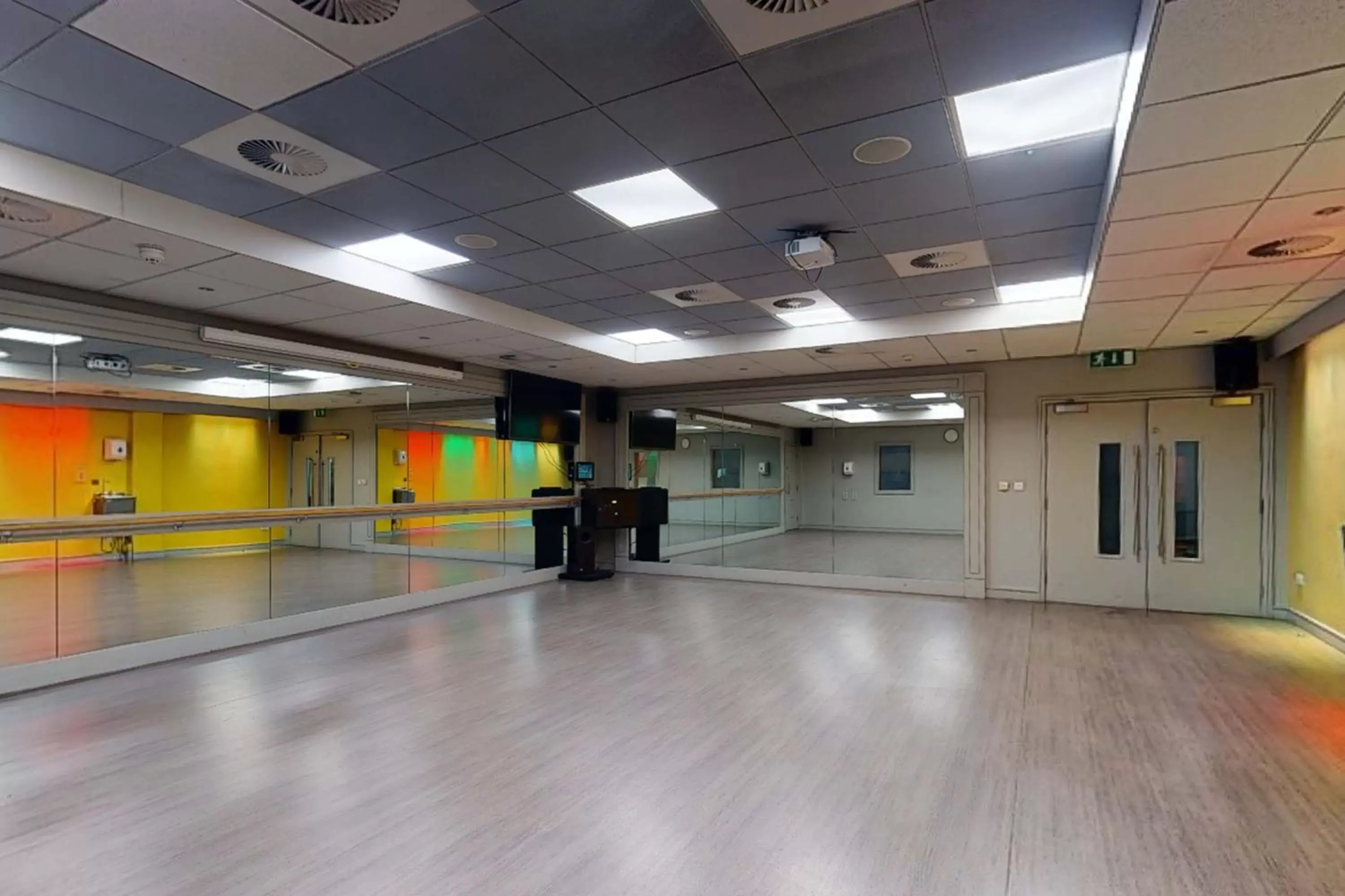 Fitness centre/facilities in Village Hotel Bournemouth