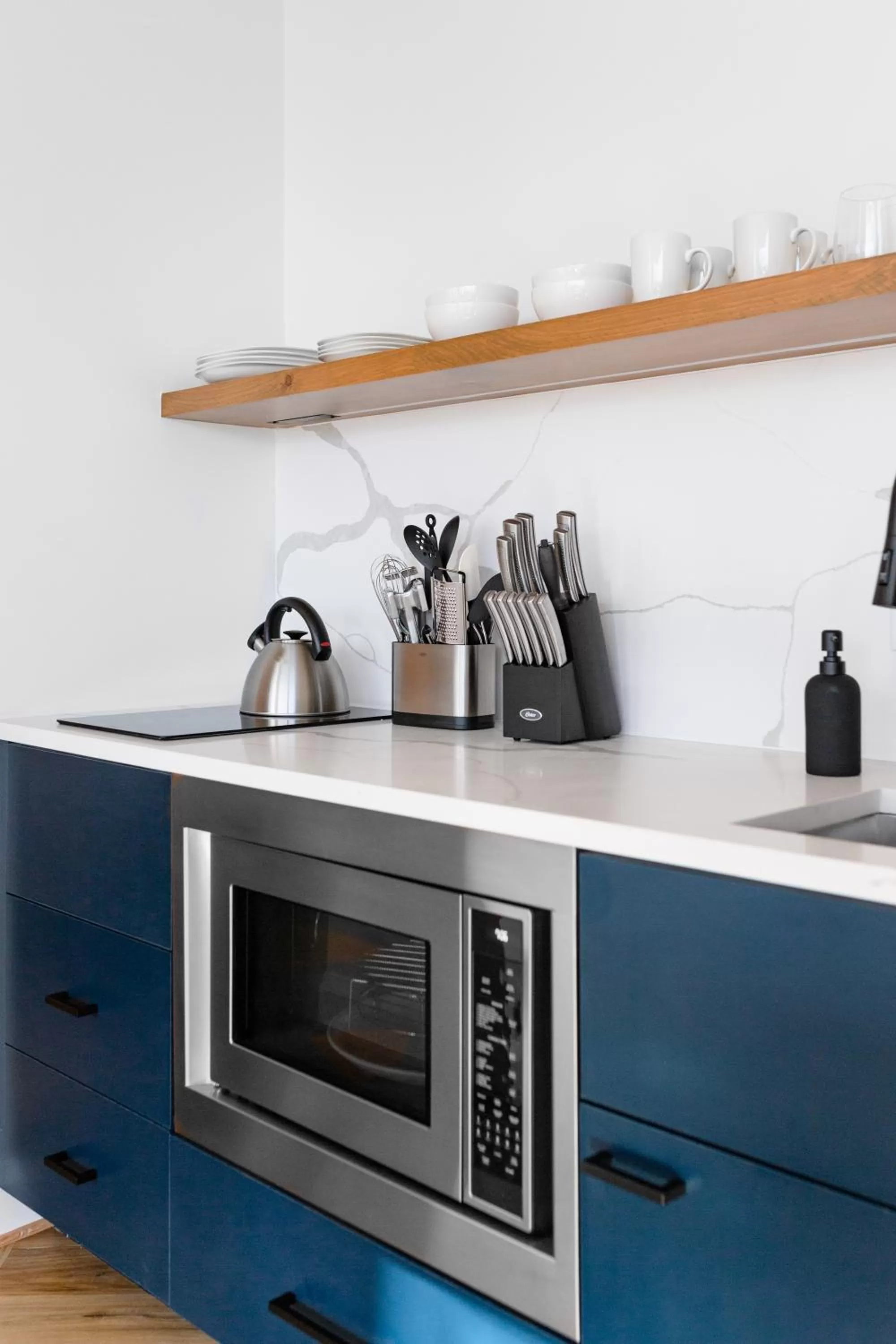 Kitchen or kitchenette in Mint House Dallas - Downtown