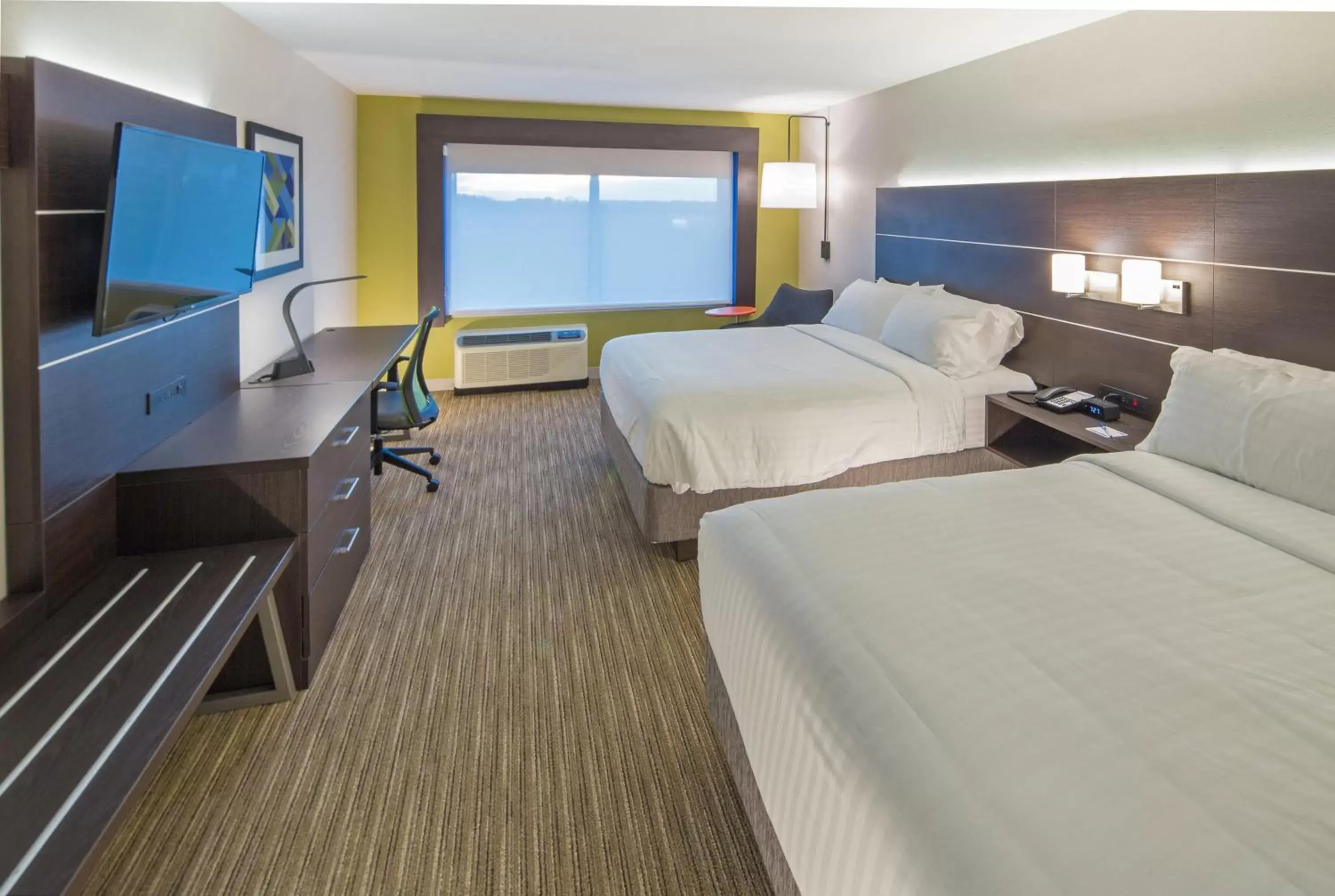 Queen Room with Two Queen Beds - Hearing Accessible/Non-Smoking in Holiday Inn Express & Suites - Indianapolis NW - Zionsville by IHG Queen Room with Two Queen Beds - Hearing Accessible/Non-Smoking in Holiday Inn Express & Suites - Indianapolis NW - Zionsville by IHG