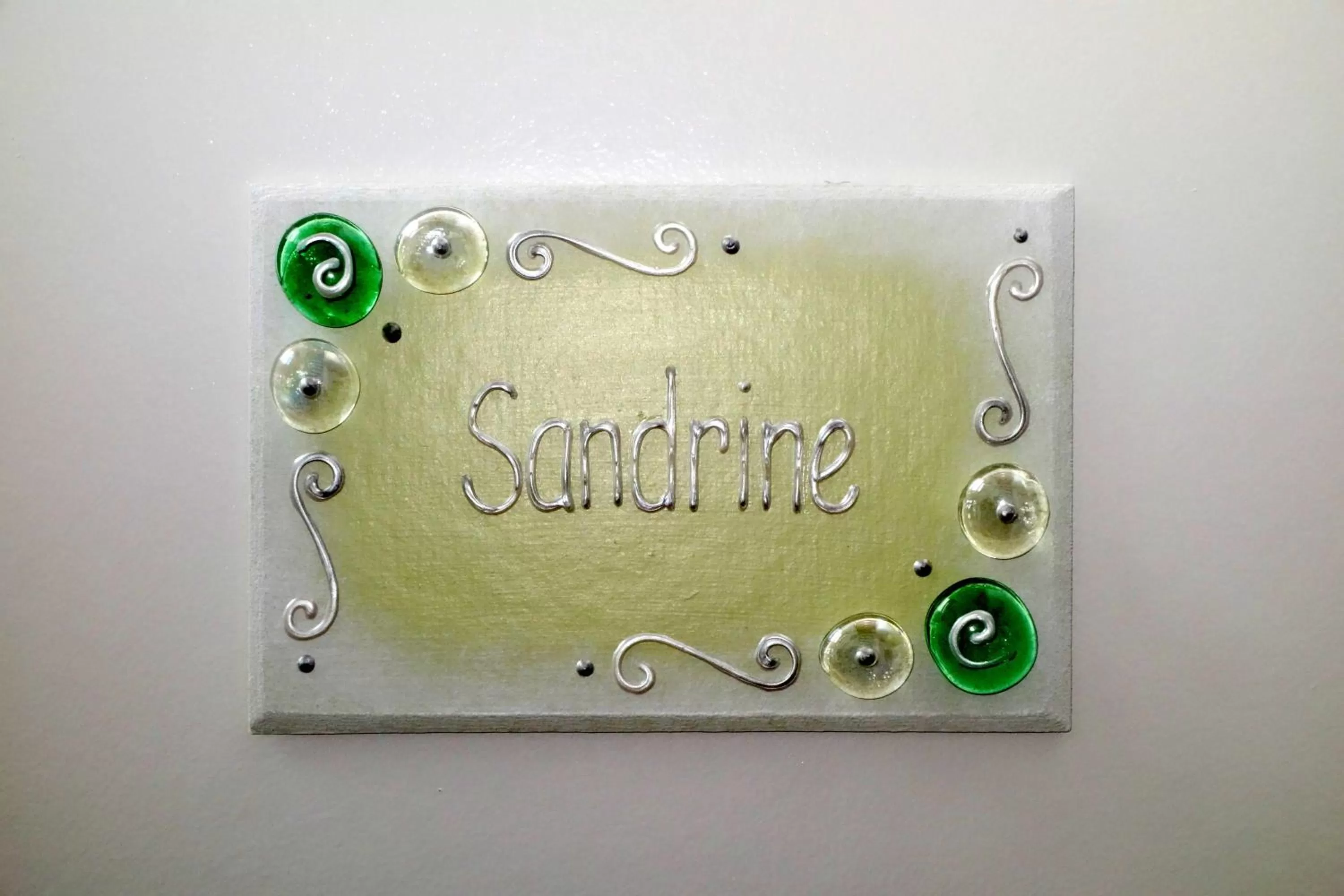 Decorative detail in Chambre D'Hôtes le Phenix