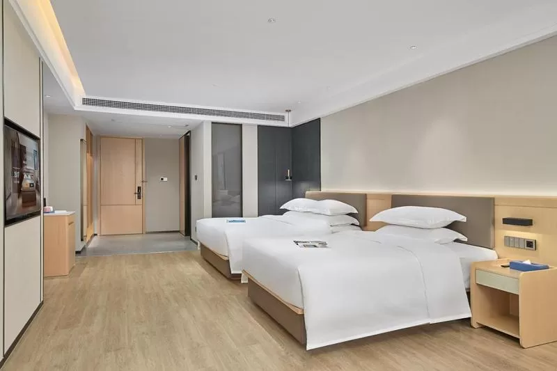 Photo of the whole room, Bed in Fengyue Light Shang Hotel Guangzhou Baiyun Airport Store