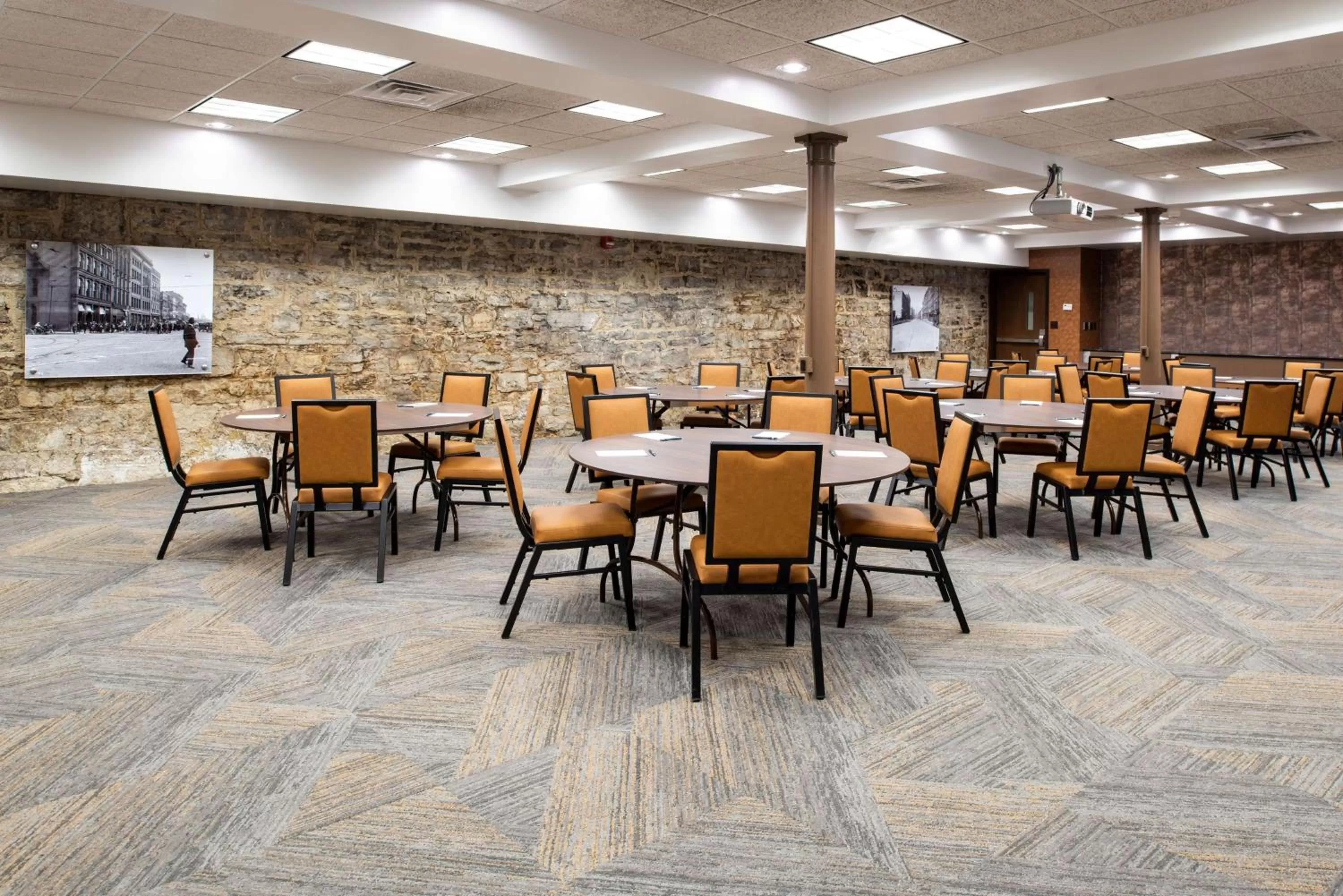 Meeting/conference room in Homewood Suites by Hilton Indianapolis Downtown