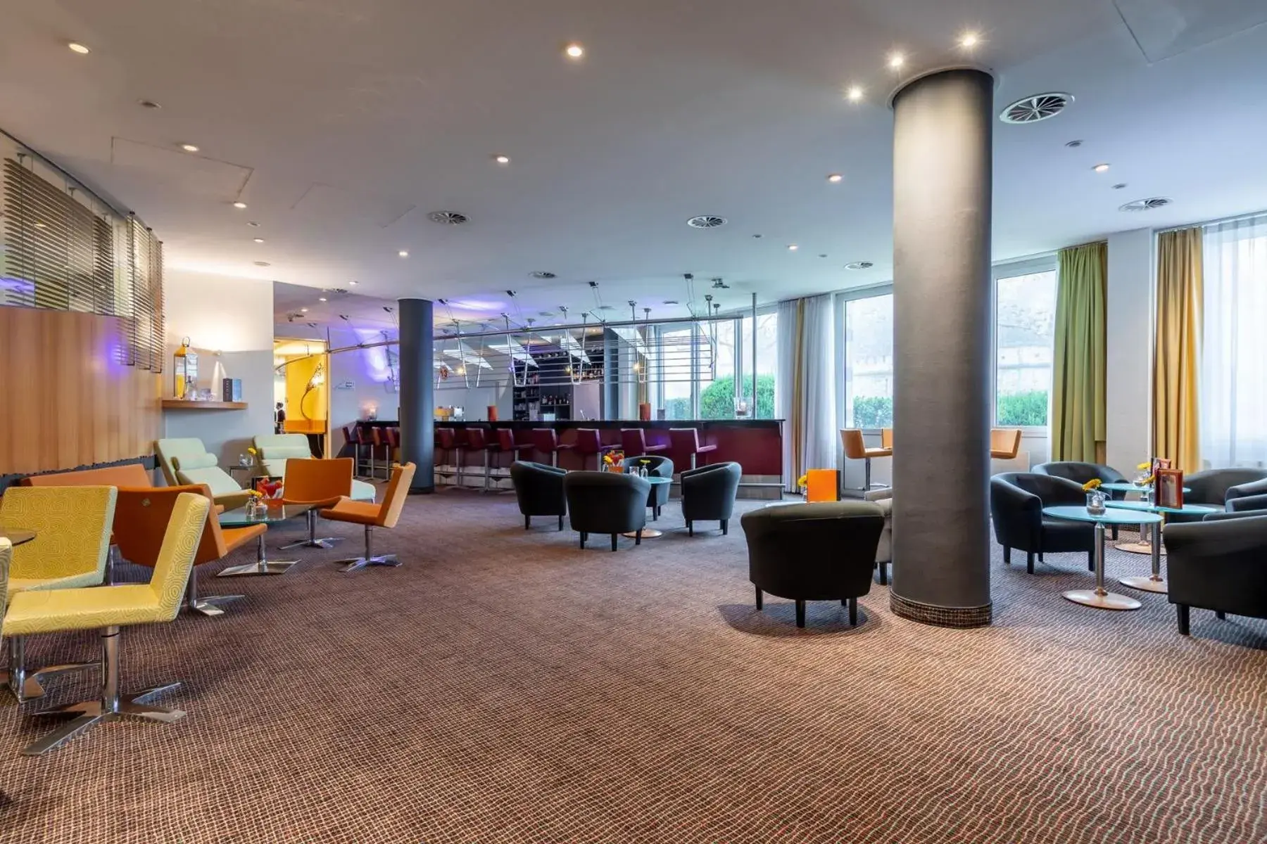 Lounge or bar, Restaurant/Places to Eat in Novotel Mainz
