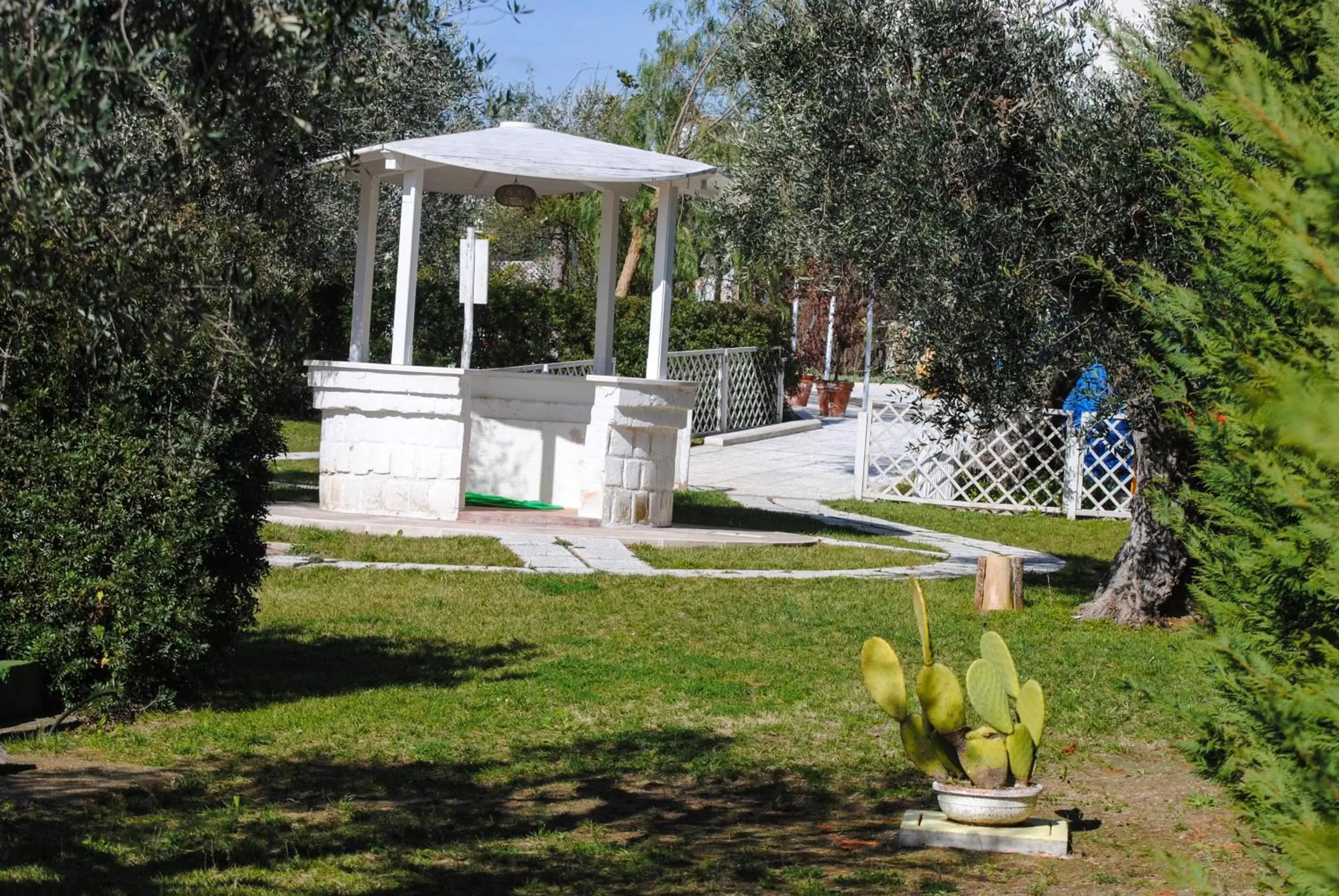 Facade/entrance, Garden in Hotel Giardino Giamperduto