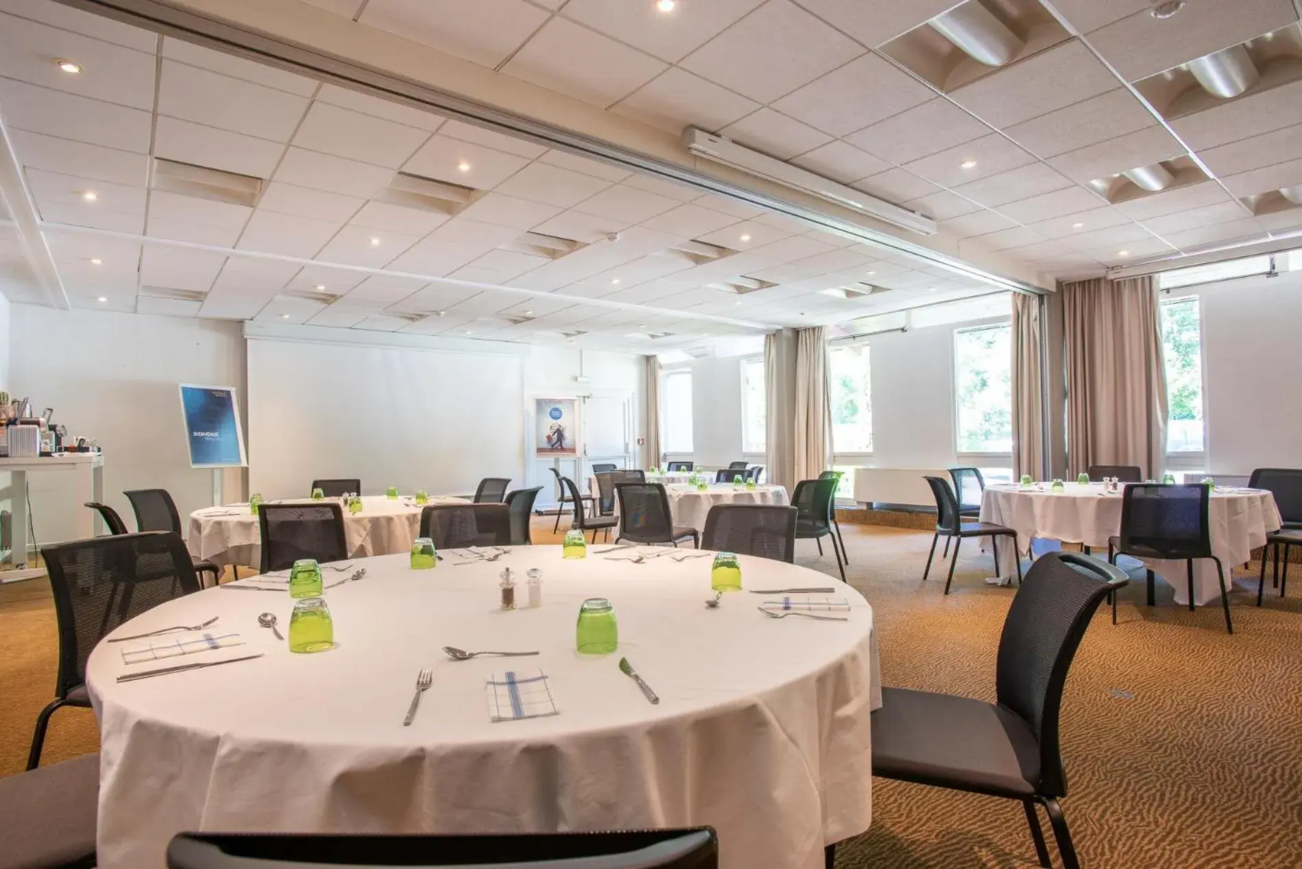 Banquet/Function facilities in Novotel Aix-en-Provence Beaumanoir