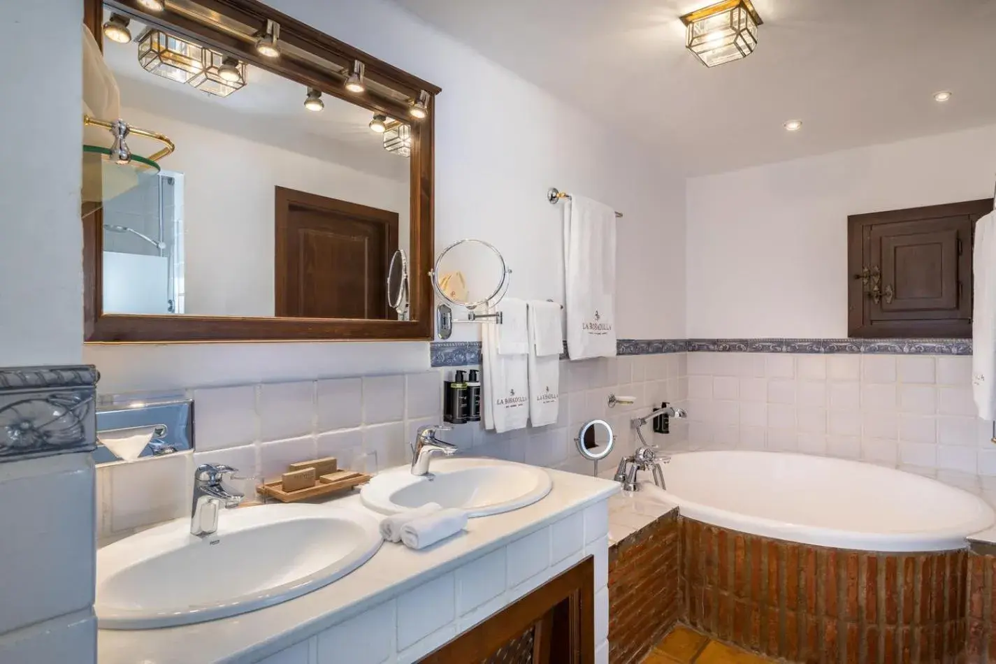 Bathroom in La Bobadilla, a Royal Hideaway Hotel